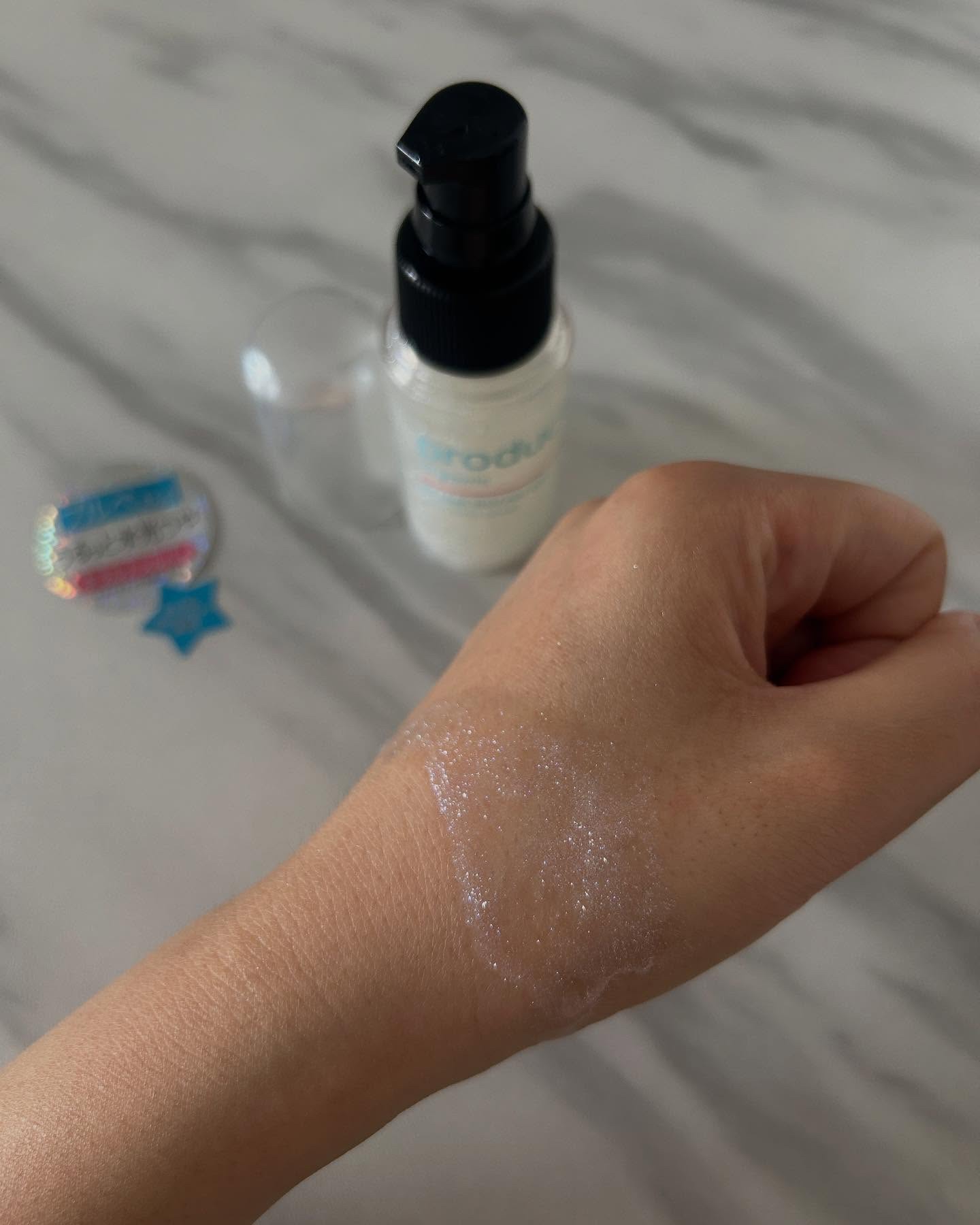 ザ・プロダクト　プリズムミラーオイル ＜ヘアオイル・スキンオイル＞/ザ・プロダクト/ヘアオイルを使ったクチコミ（3枚目）