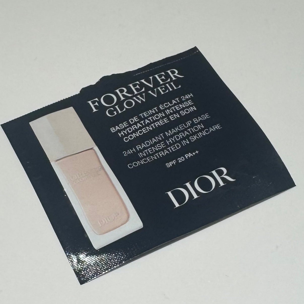 ディオールスキン フォーエヴァー フルイド グロウ/Dior/リキッドファンデーションを使ったクチコミ(1枚目)