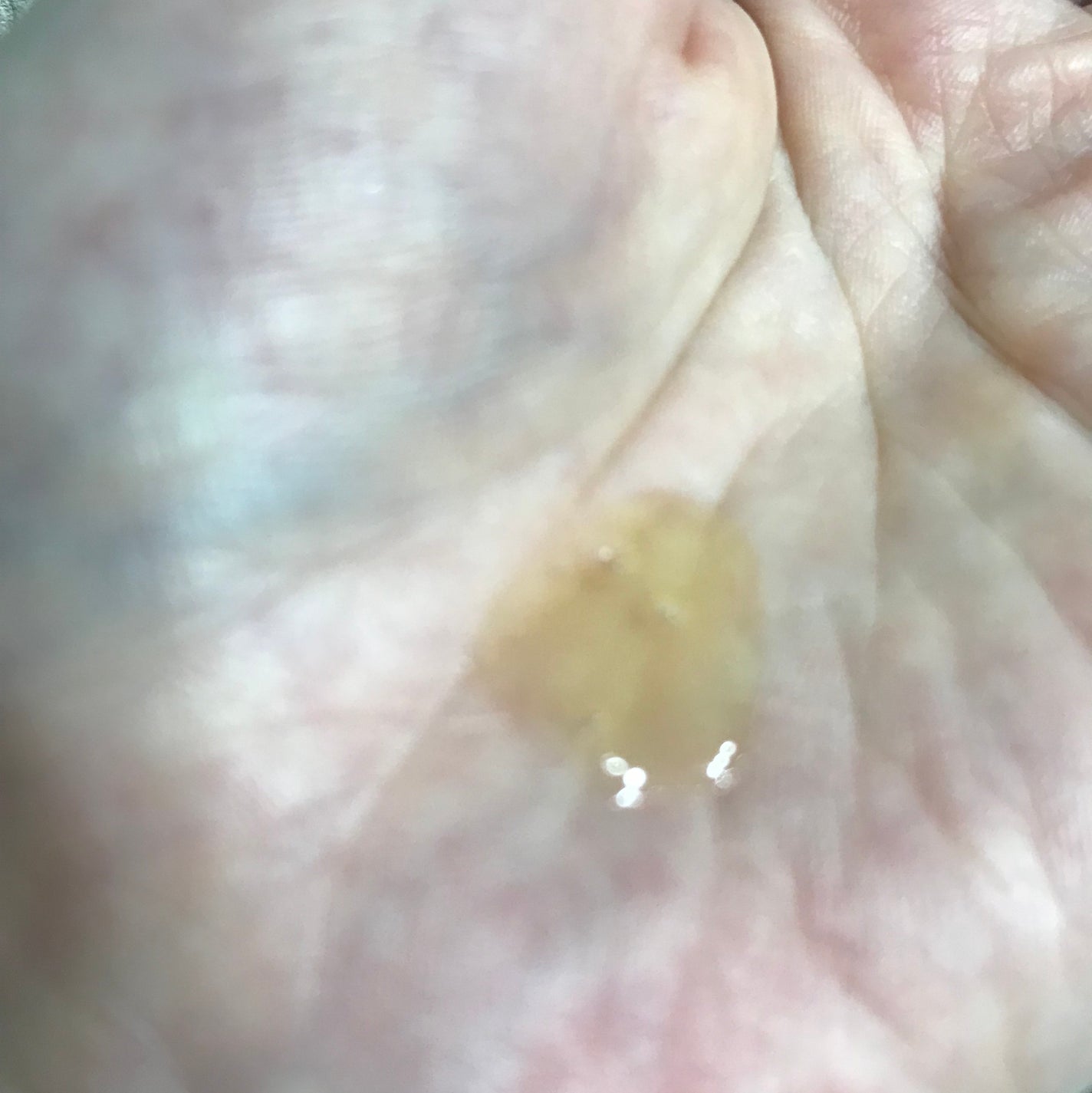 グルタチオングロウアンプル/MEDICUBE/美容液を使ったクチコミ(4枚目)