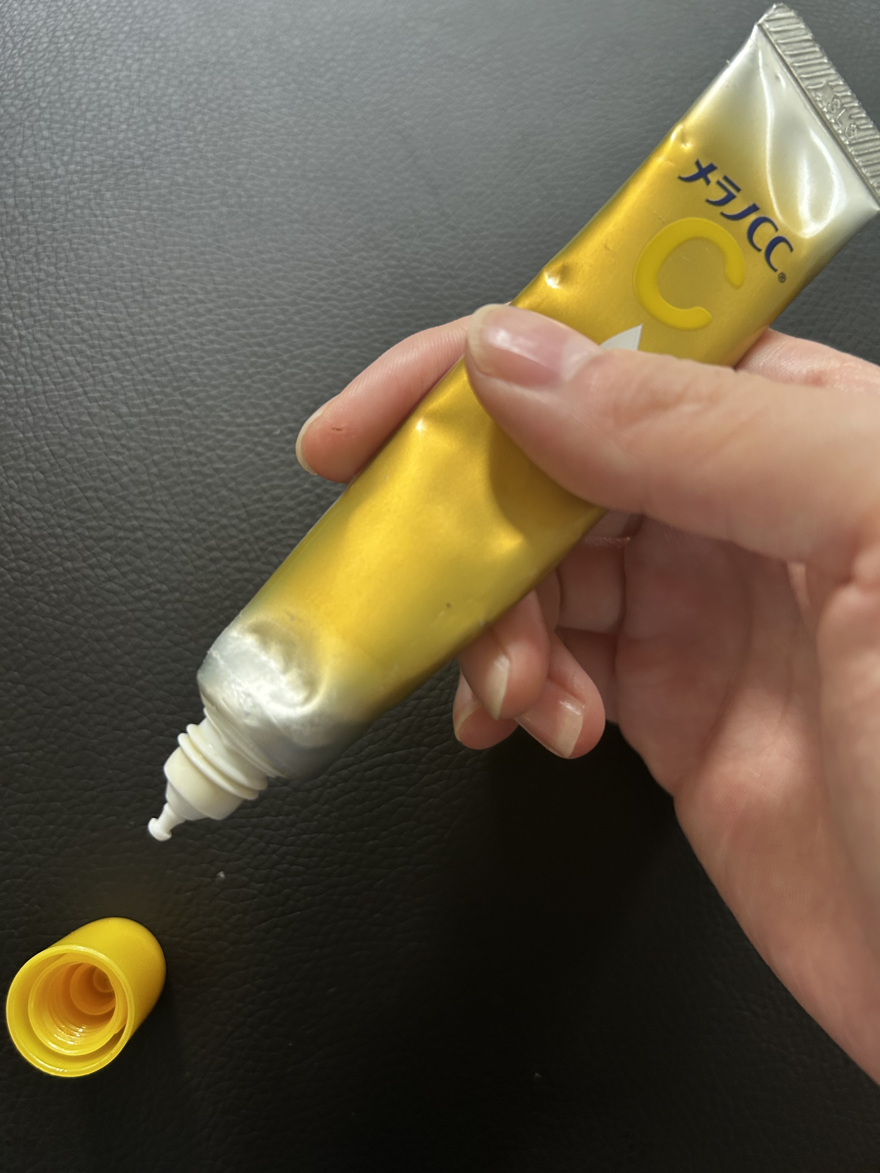 薬用しみ集中対策 プレミアム美容液/メラノCC/美容液を使ったクチコミ（2枚目）