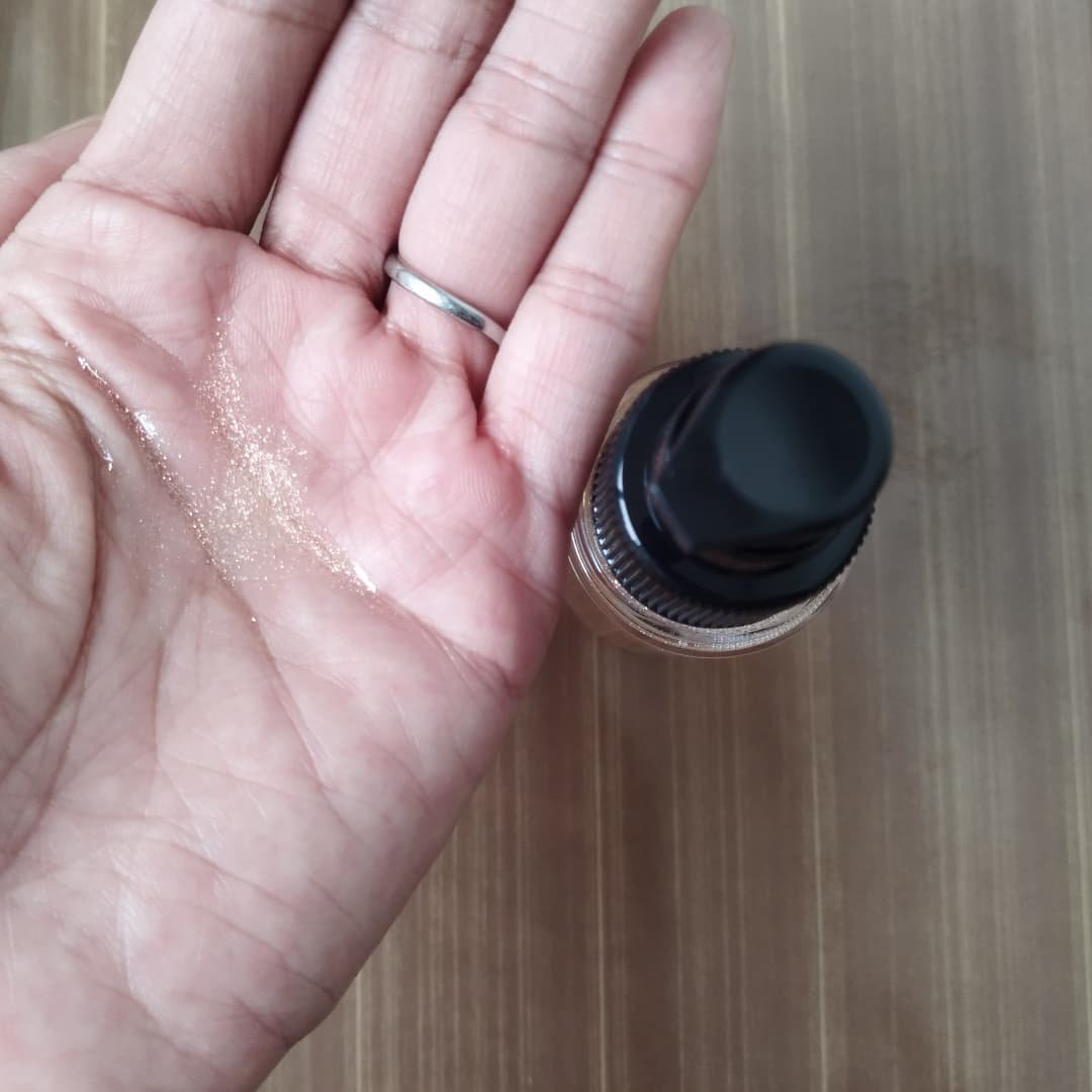 ザ・プロダクト　プリズムミラーオイル ＜ヘアオイル・スキンオイル＞/ザ・プロダクト/ヘアオイルを使ったクチコミ（2枚目）