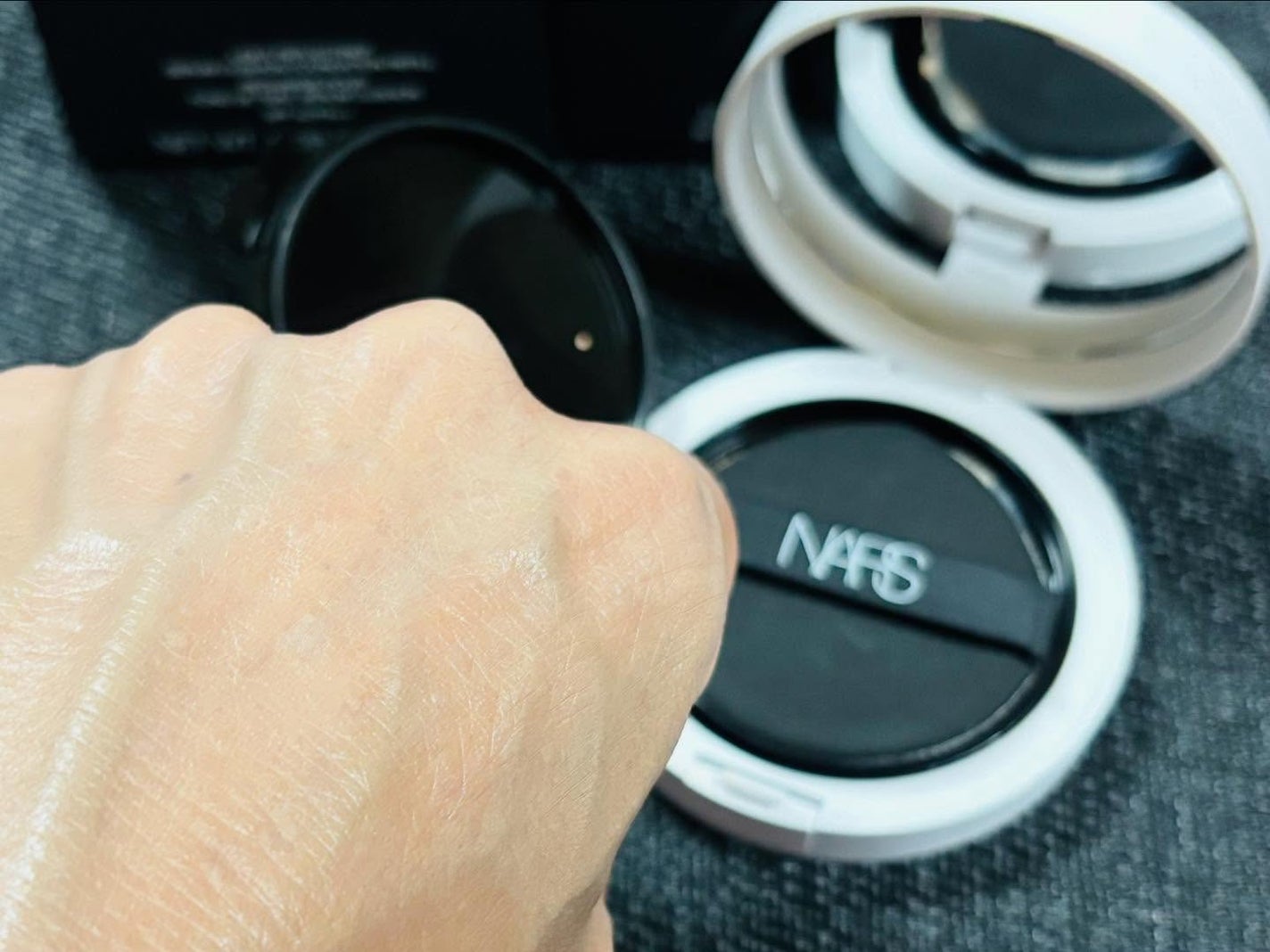 NARS ライトリフレクティング セラムクッション ファンデーション/NARS/クッションファンデーションを使ったクチコミ(5枚目)