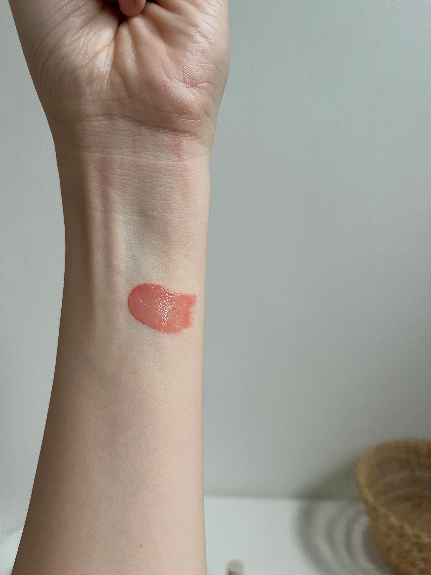 エッセンス プランプバーム PK880 スウィートポメロ/Visée/リッププランパーを使ったクチコミ（3枚目）