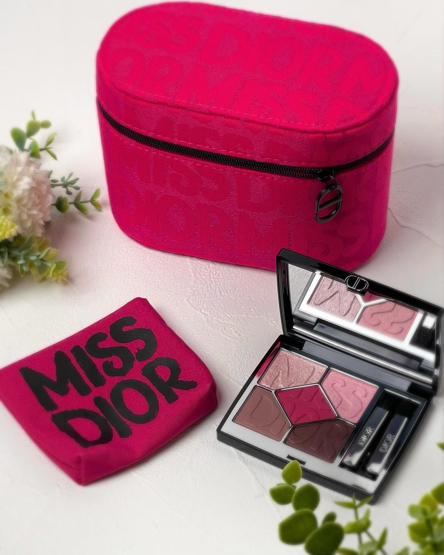 ディオールショウ サンク クルール(ミス ディオール コレクション 限定品)/Dior/アイシャドウを使ったクチコミ(3枚目)