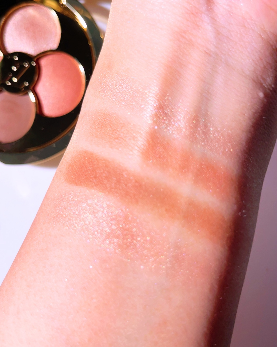 ルイヴィトン オンブルアイシャドウパレット 650 Waking Down 2025年秋新作アイシャドウパレット】LV オンブル｜ルイ