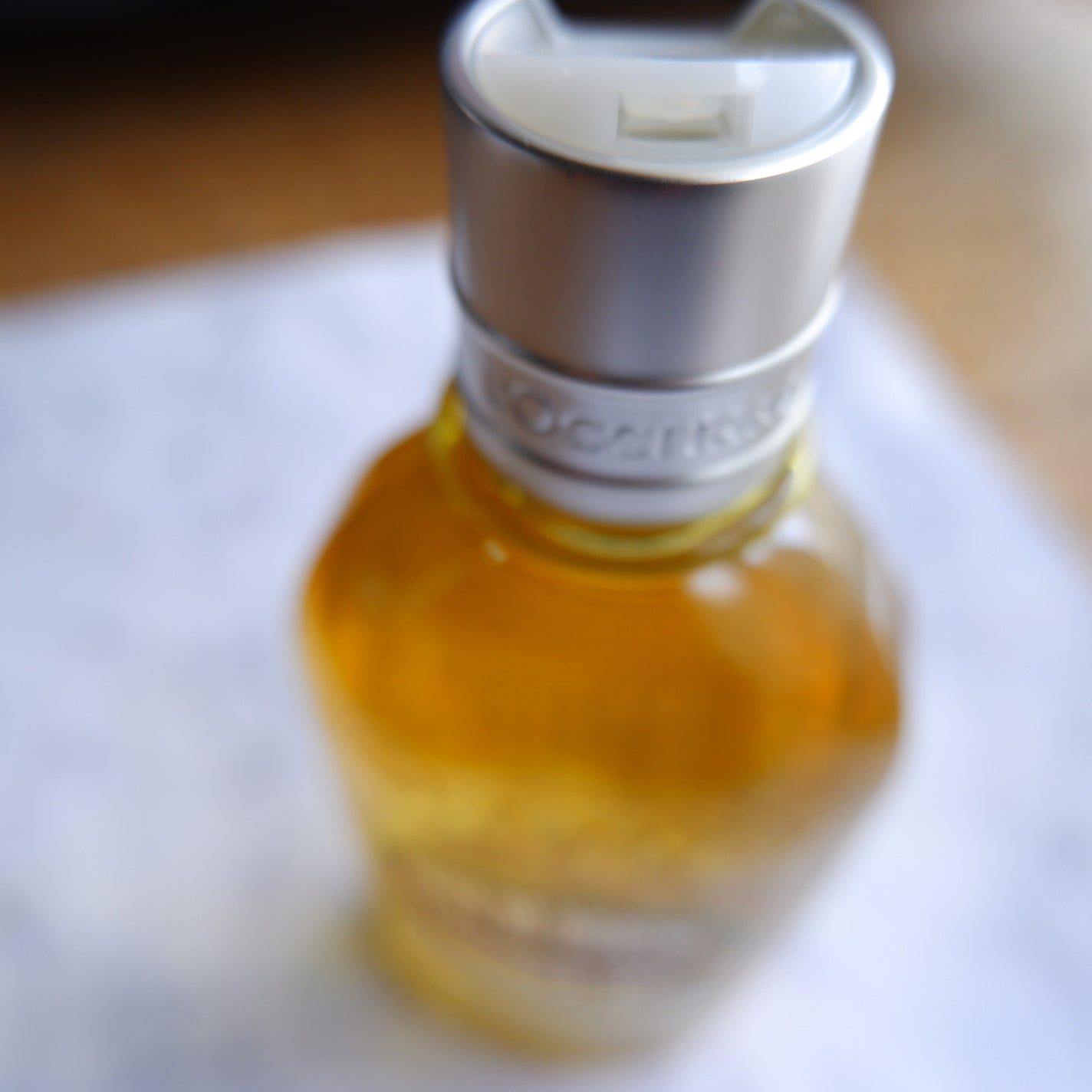 アーモンド モイスチャライジングシャワーオイル/L'OCCITANE/ボディソープを使ったクチコミ(2枚目)