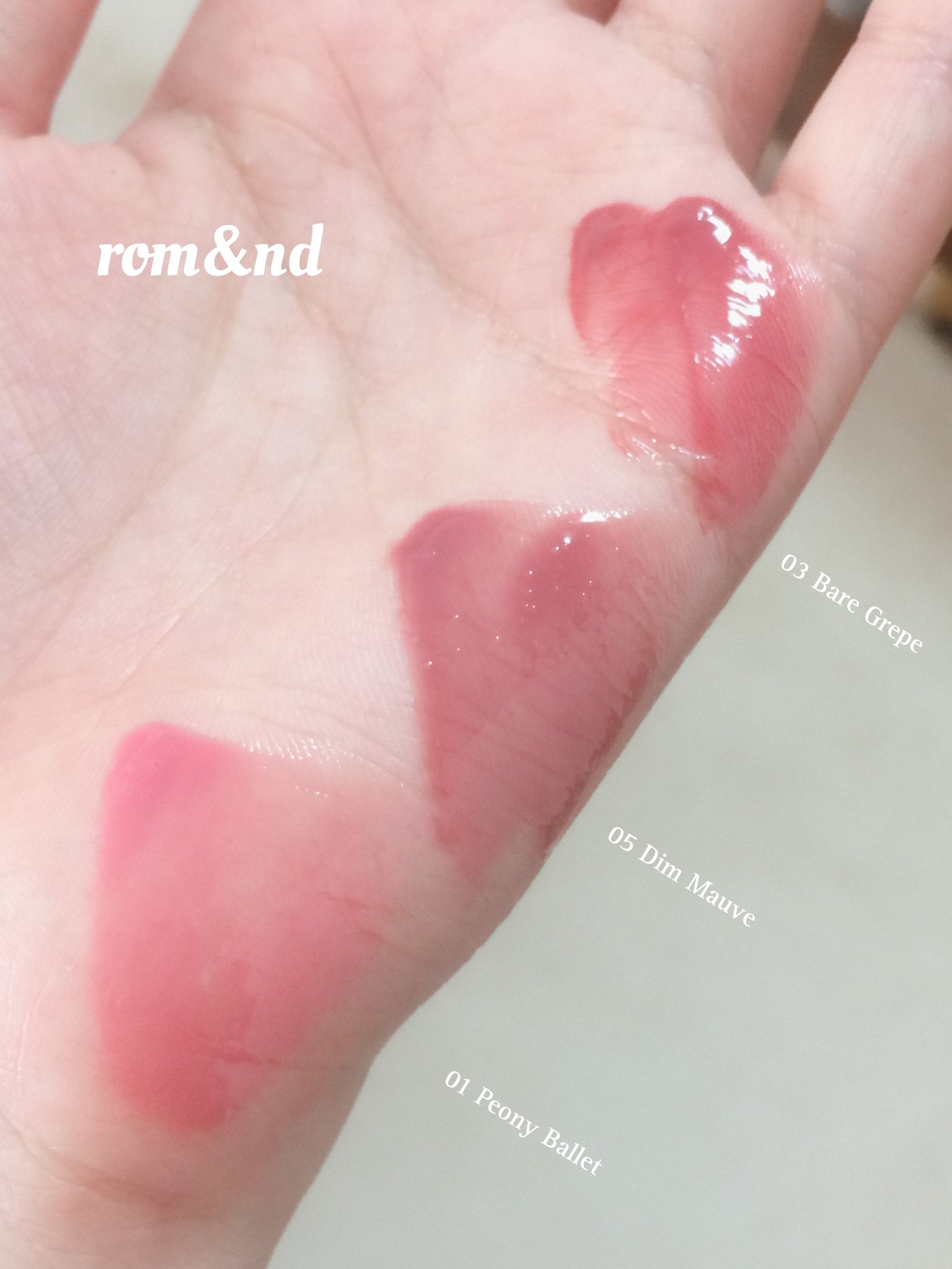 グラスティングカラーグロス/rom&nd/リップグロスを使ったクチコミ（3枚目）