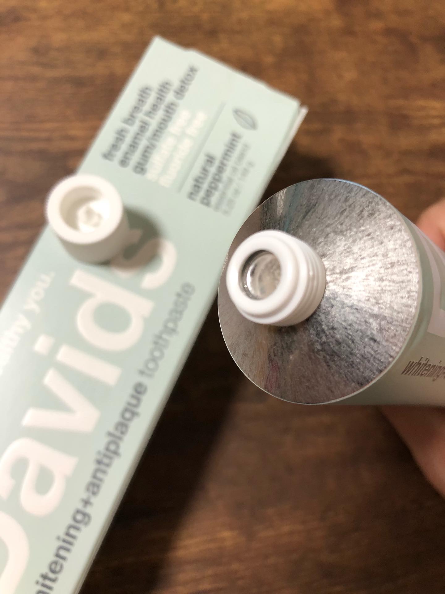 Davids ホワイトニングトゥースペースト ペパーミントのクチコミ「本日の#iherb購入品 #iherb歴9年 

#davids
#歯磨きペースト

iher.....」（2枚目）