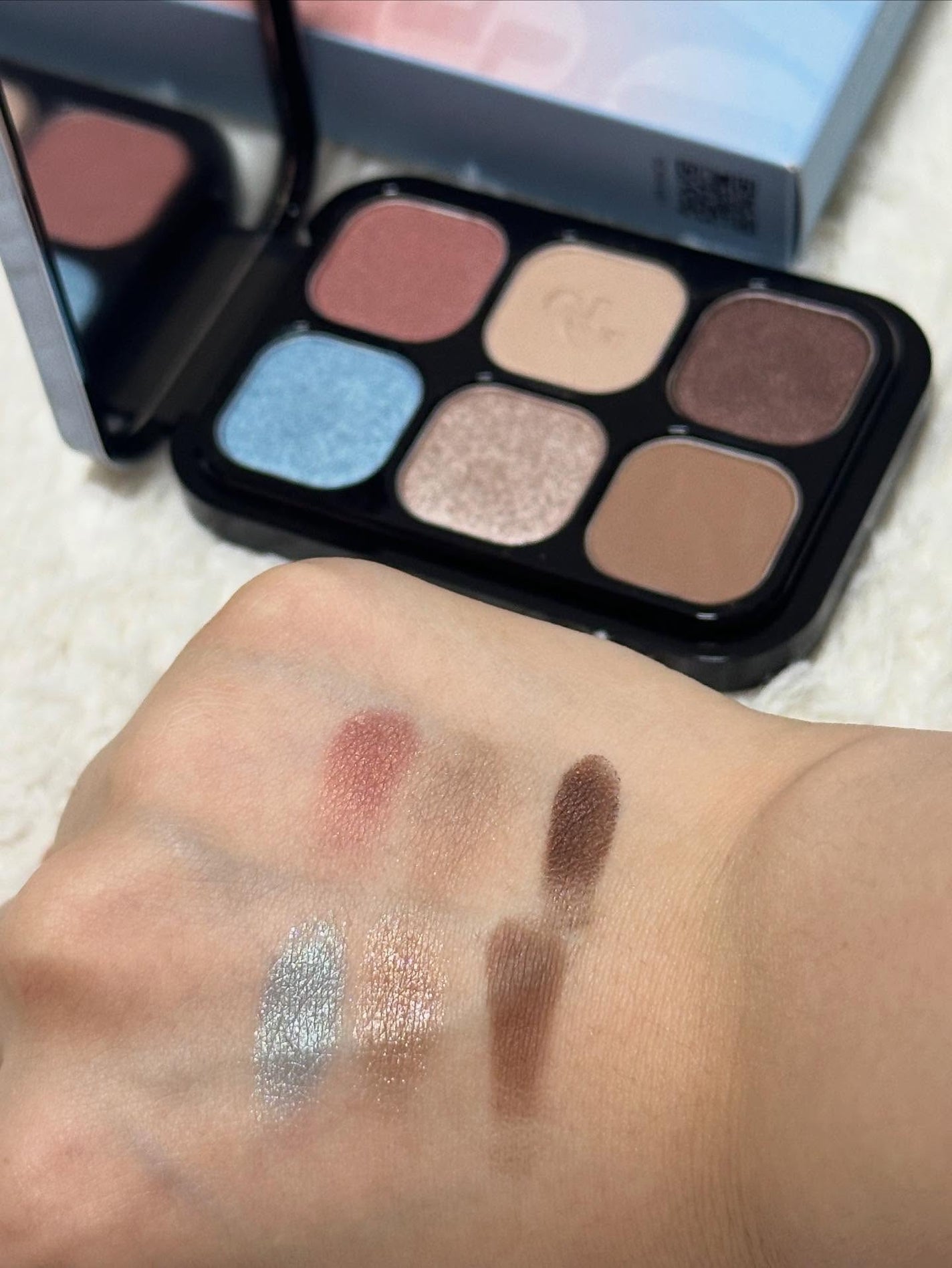 オッドバランスアイパレット/TWO SLASH FOUR/アイシャドウパレットを使ったクチコミ(5枚目)