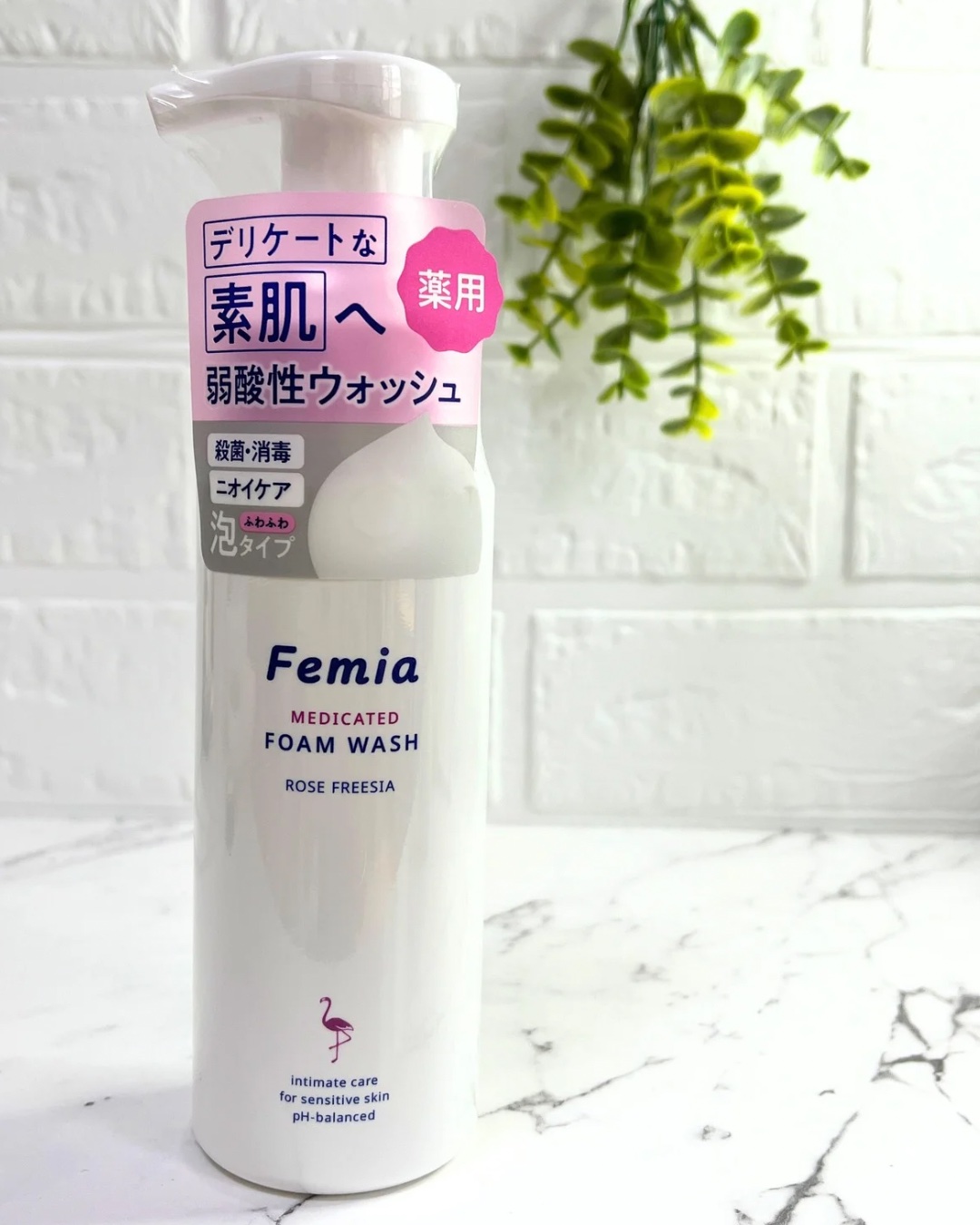 薬用泡ウォッシュ　ローズとフリージアの香り /Femia/デリケートゾーンケアを使ったクチコミ（2枚目）