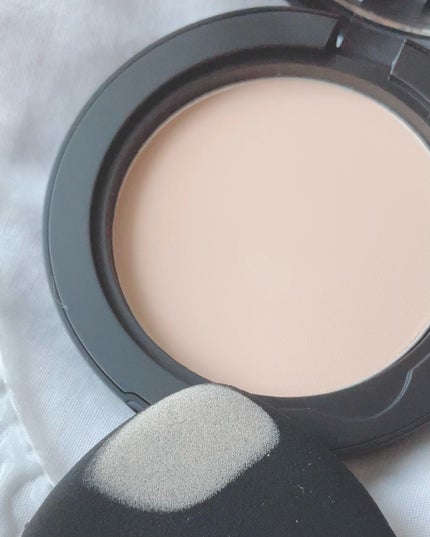 レブロン カラーステイ ロングウェア UV プレスト パウダー/REVLON/プレストパウダーを使ったクチコミ(4枚目)