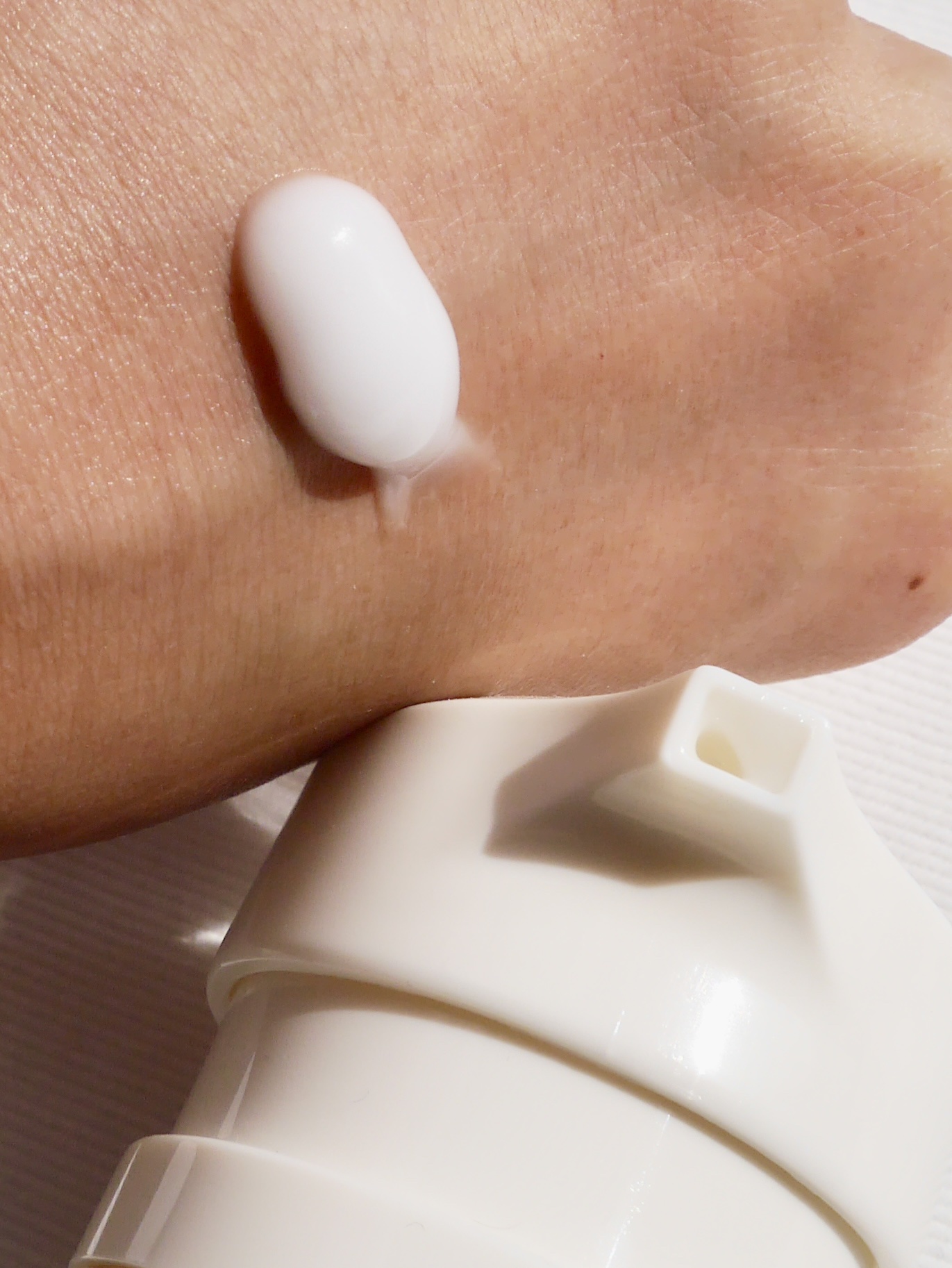 ブーストミルキージェル/ハウス オブ ローゼ/オールインワン化粧品を使ったクチコミ（3枚目）