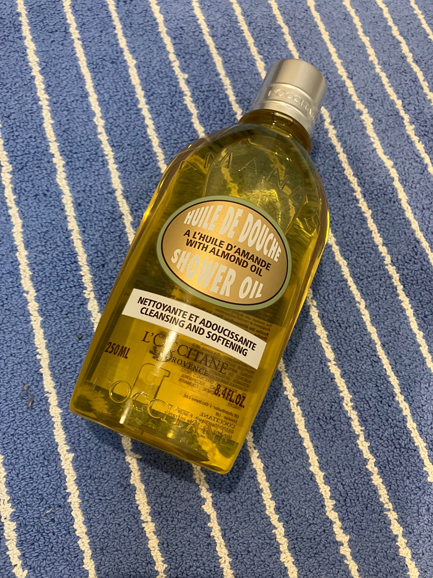 アーモンド モイスチャライジングシャワーオイル/L'OCCITANE/ボディソープを使ったクチコミ(1枚目)