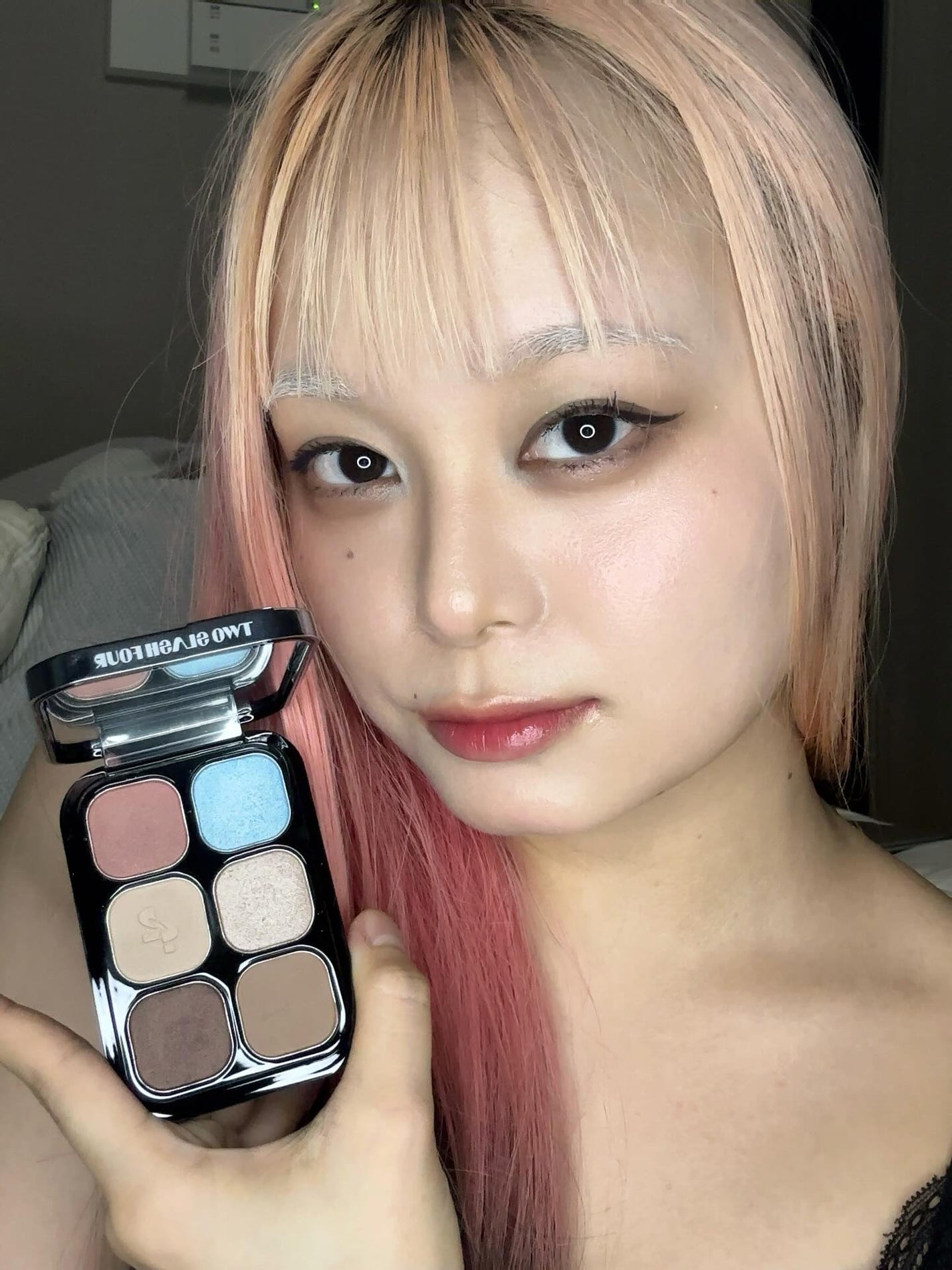 オッドバランスアイパレット/TWO SLASH FOUR/アイシャドウパレットを使ったクチコミ(1枚目)