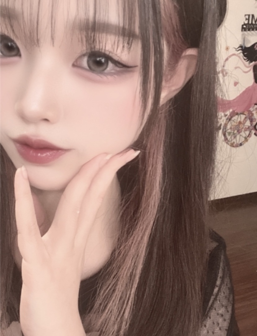 ブラーグロイリップティント 220　デオボレンテ/Dinto/リップティントを使ったクチコミ（2枚目）