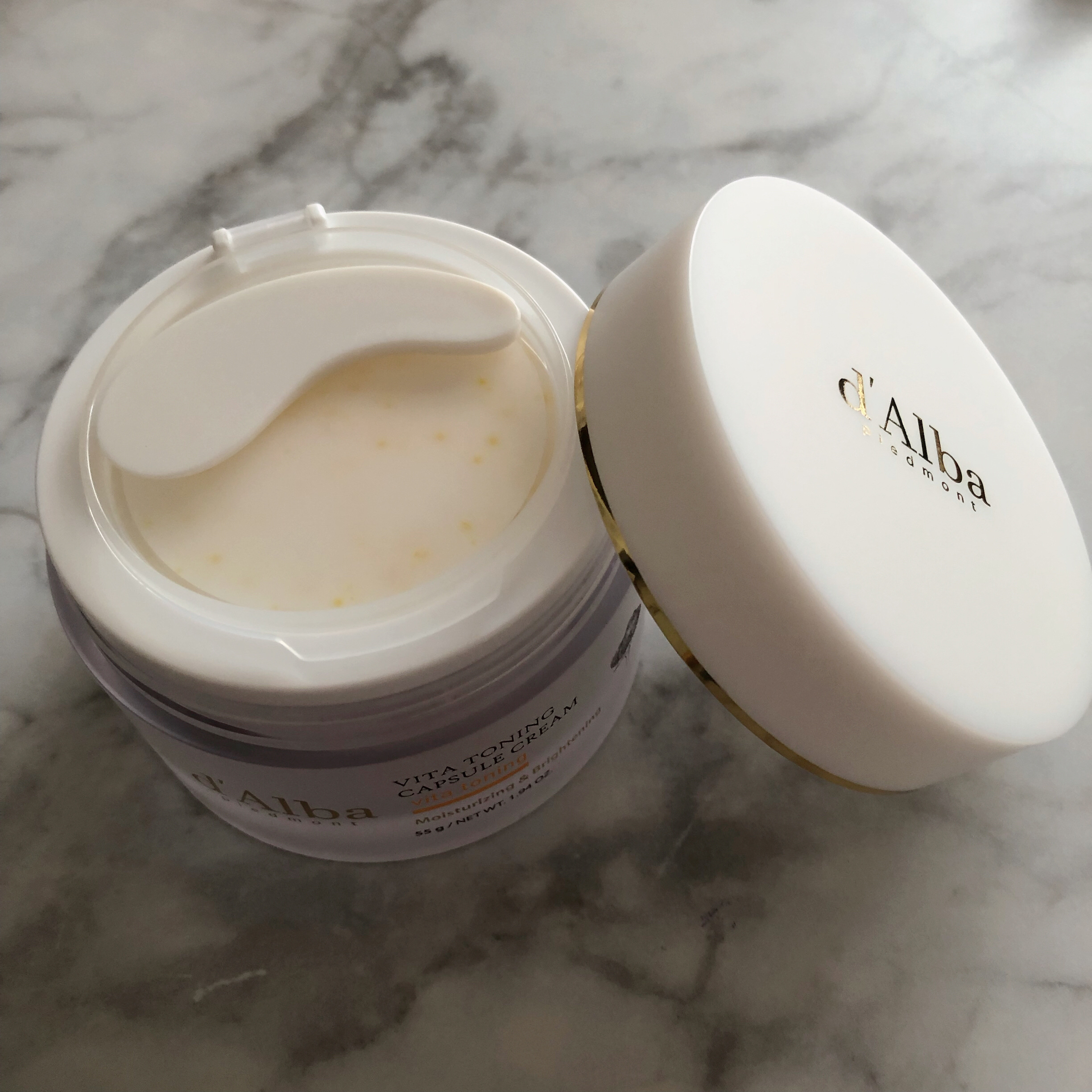 ビタトーニングカプセルクリーム/ダルバ/フェイスクリームを使ったクチコミ（2枚目）