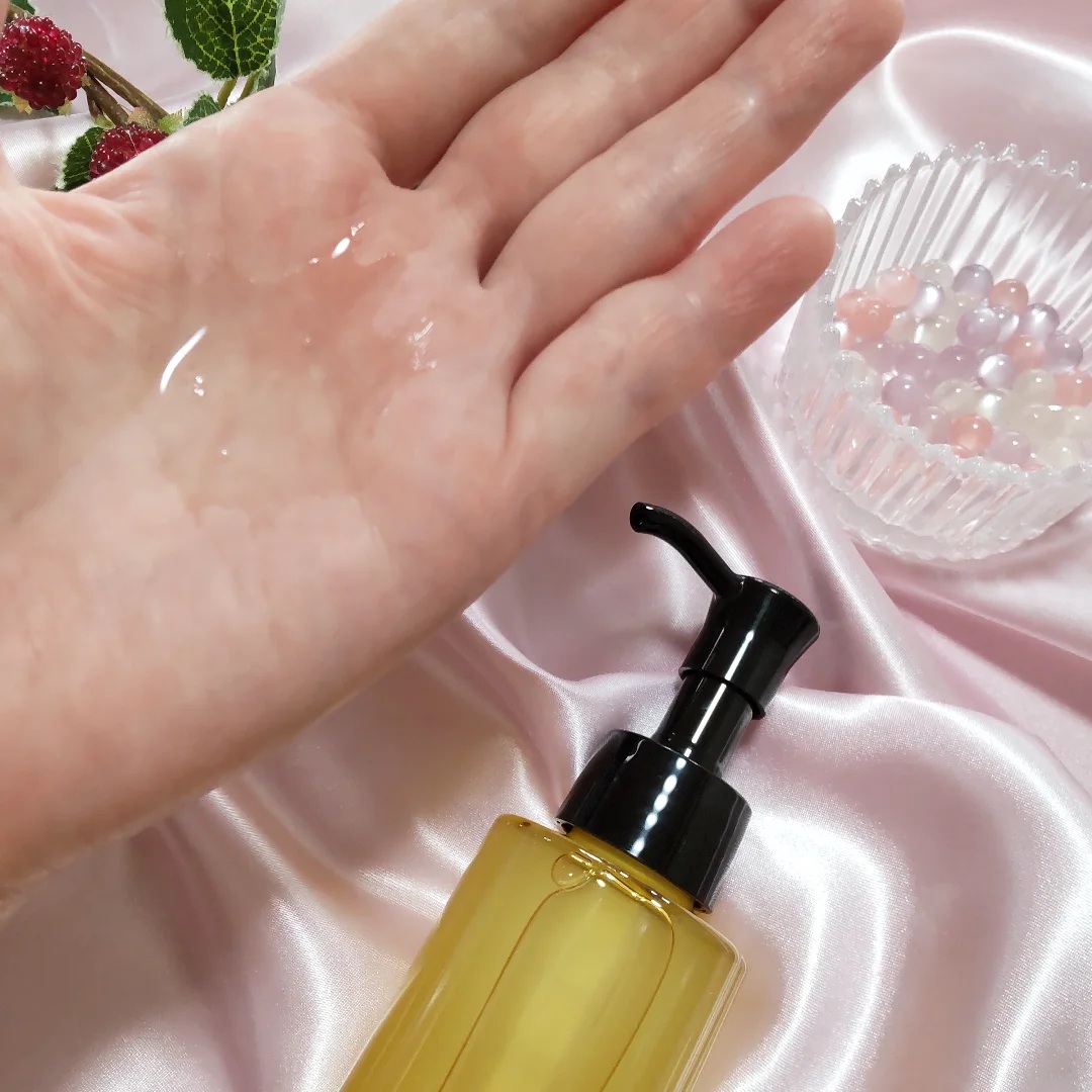 スキンクリア クレンズ オイル ＜アロマタイプ＞/アテニア/オイルクレンジングを使ったクチコミ（2枚目）