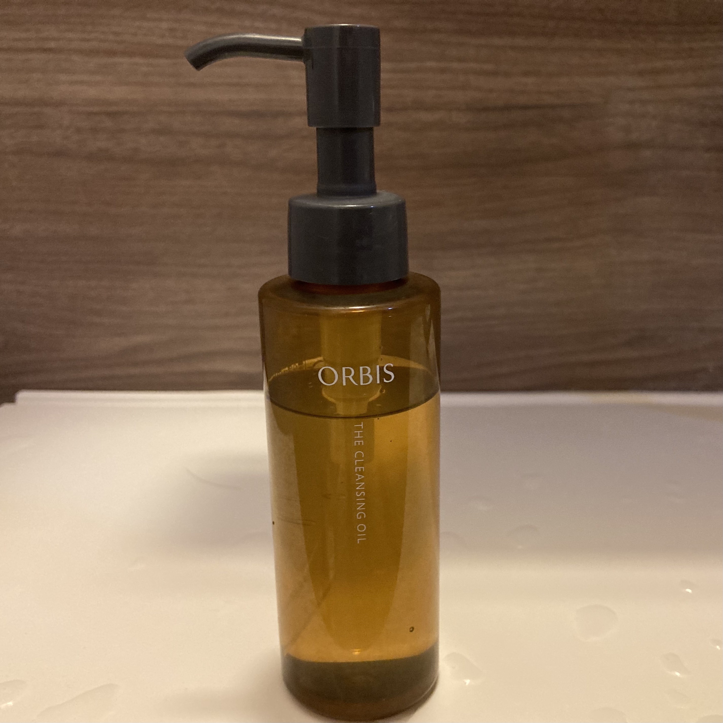 オルビス❤️
オルビス ザ クレンジング オイル

リピ買い。
夏のしっかりメイクも落としてくれる！
マキアージュの下地も落ちた。
乾燥感じることもない。

#残暑を乗り切る鉄板ベース 