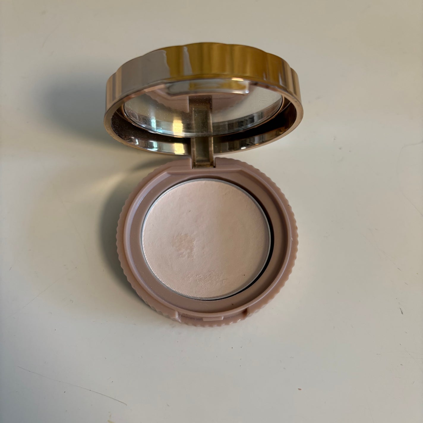 シークレットビューティーパウダー/キャンメイク/プレストパウダーを使ったクチコミ(1枚目)