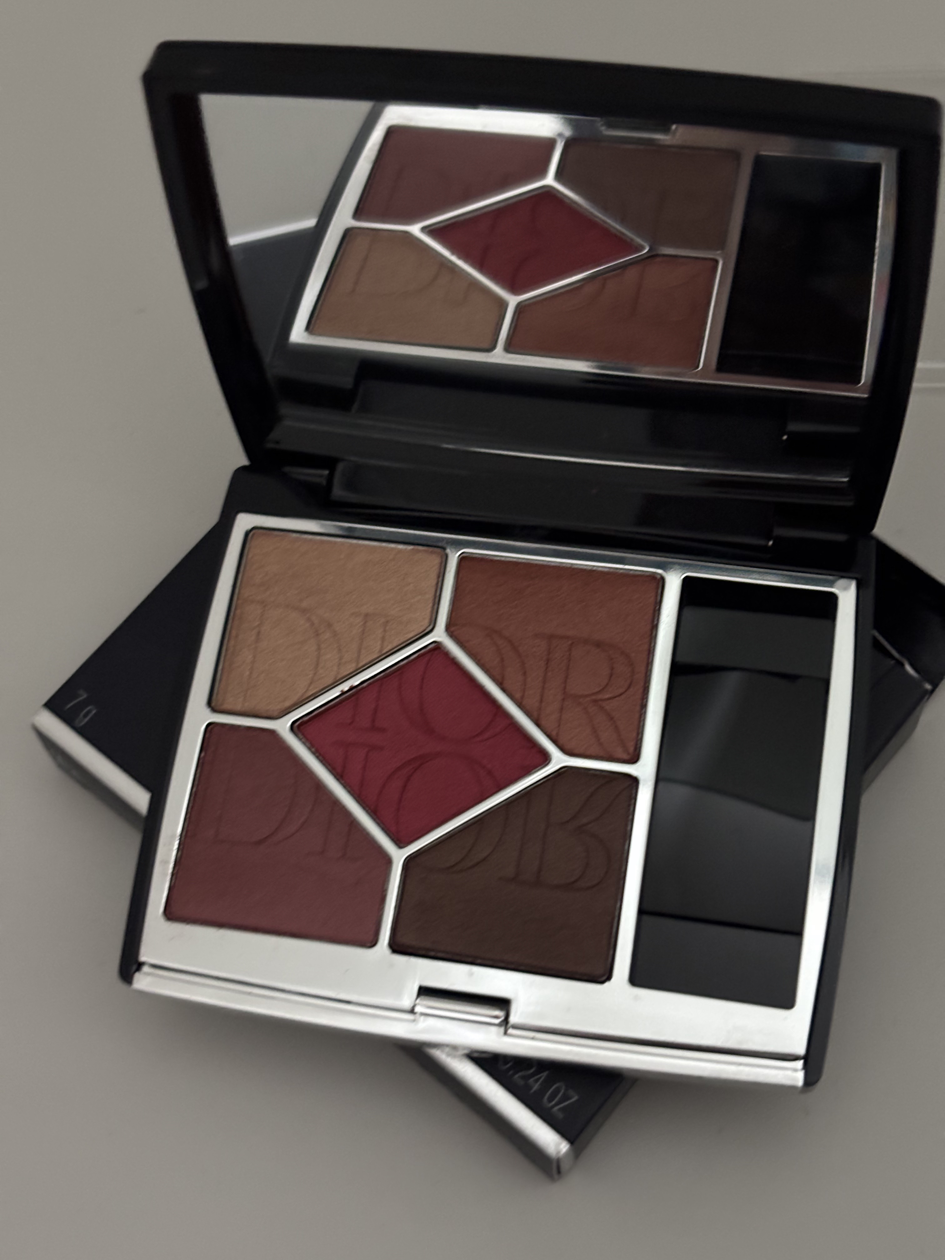 ディオールショウ サンク クルール/Dior/アイシャドウを使ったクチコミ（1枚目）