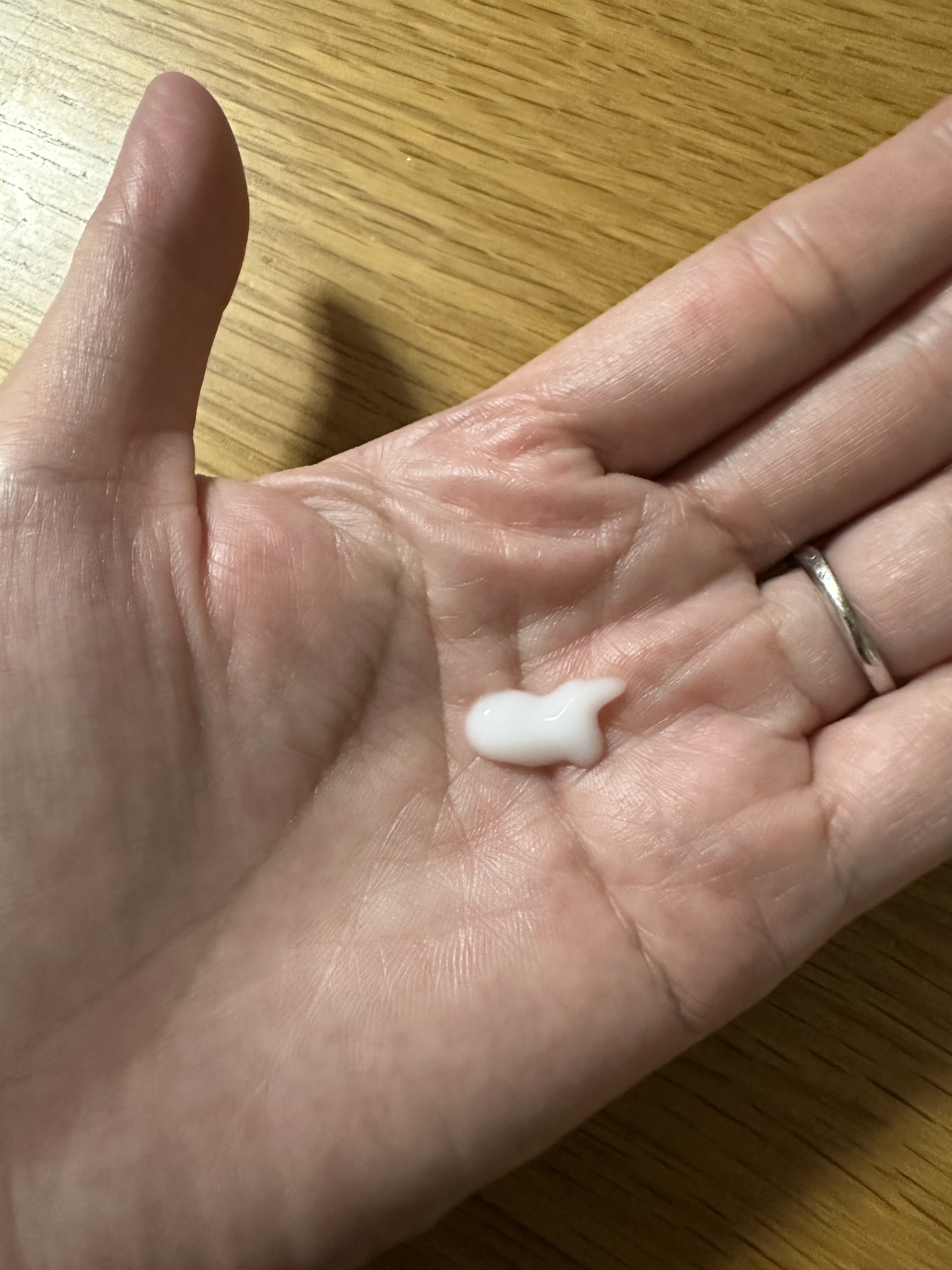 モイストヴェール ヘアミルク＜無香料＞/MILK./ヘアミルクを使ったクチコミ（2枚目）