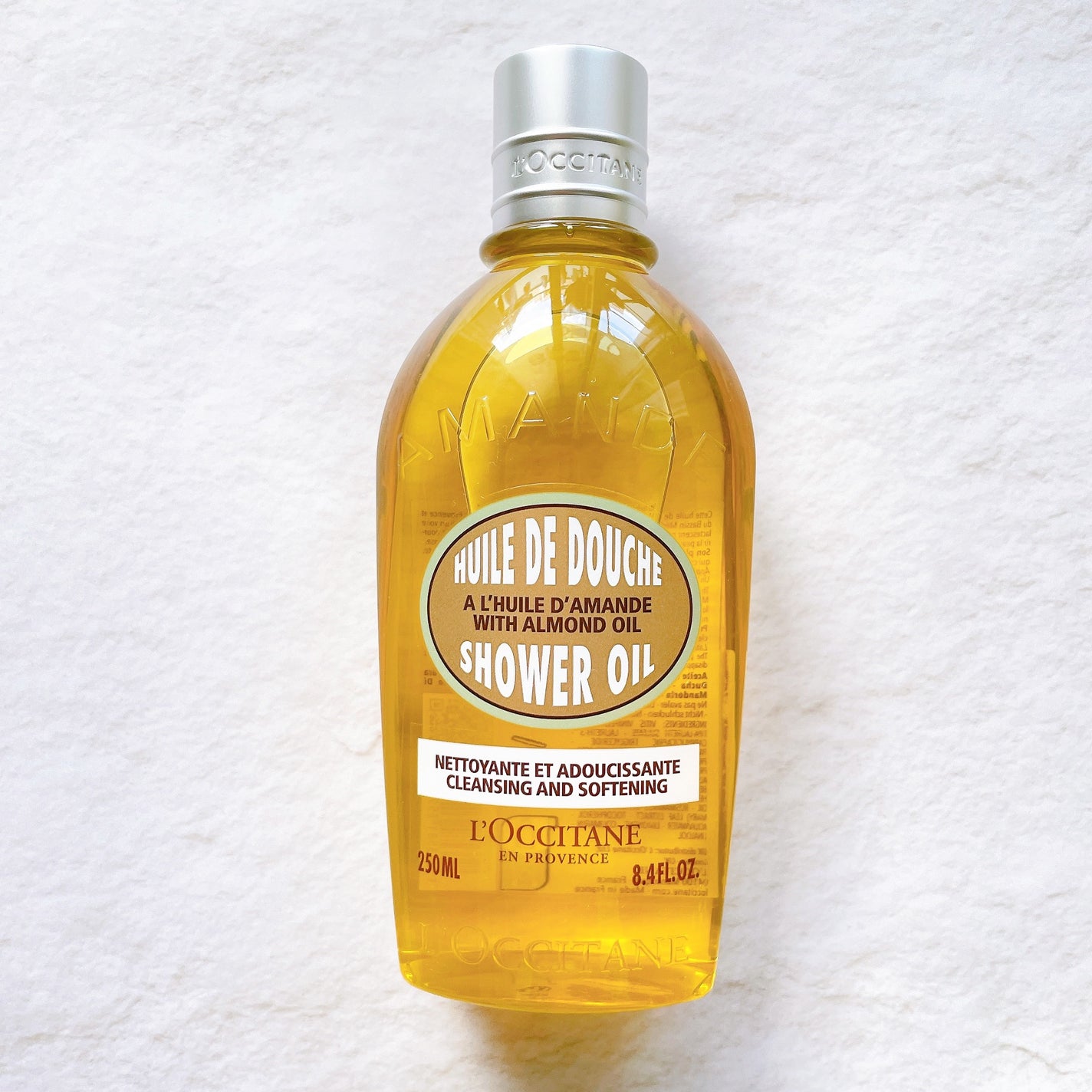 アーモンド モイスチャライジングシャワーオイル/L'OCCITANE/ボディソープを使ったクチコミ(2枚目)