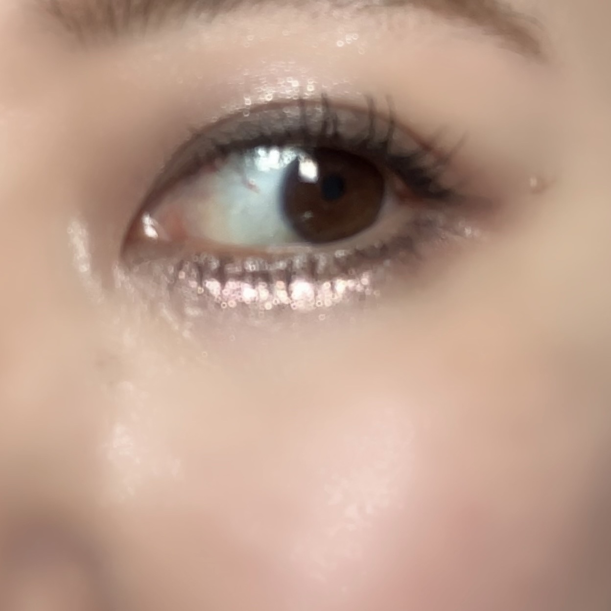 リキッド グリッター シャドウ/rom&nd/グリッターを使ったクチコミ（3枚目）