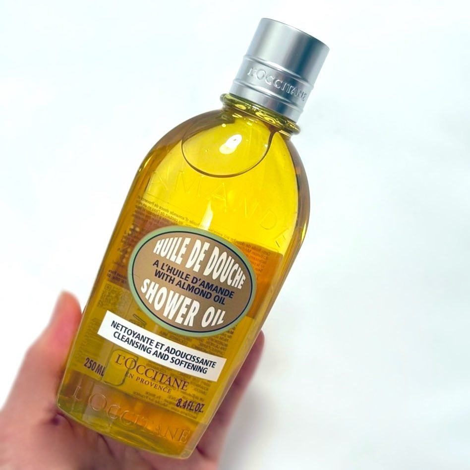 
#PR #ロクシタン
#loccitane #アーモンドシャワーオイル #メロつやボディ #ディグコスメ

ロクシタン アーモンド モイスチャライジングシャワーオイル
 「洗う」「うるおい感のある洗い上がり」「洗い上がりも続く香り」の3i