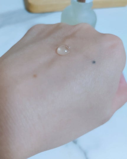 みぃ on LIPS 「シックスキン6in1ブースターアンプル@kobeeon.jp,..」(4枚目)