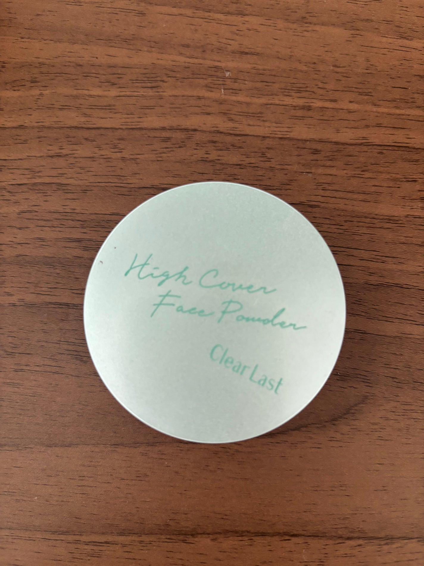 フェイスパウダー 薬用オークル/クリアラスト/プレストパウダーを使ったクチコミ(1枚目)