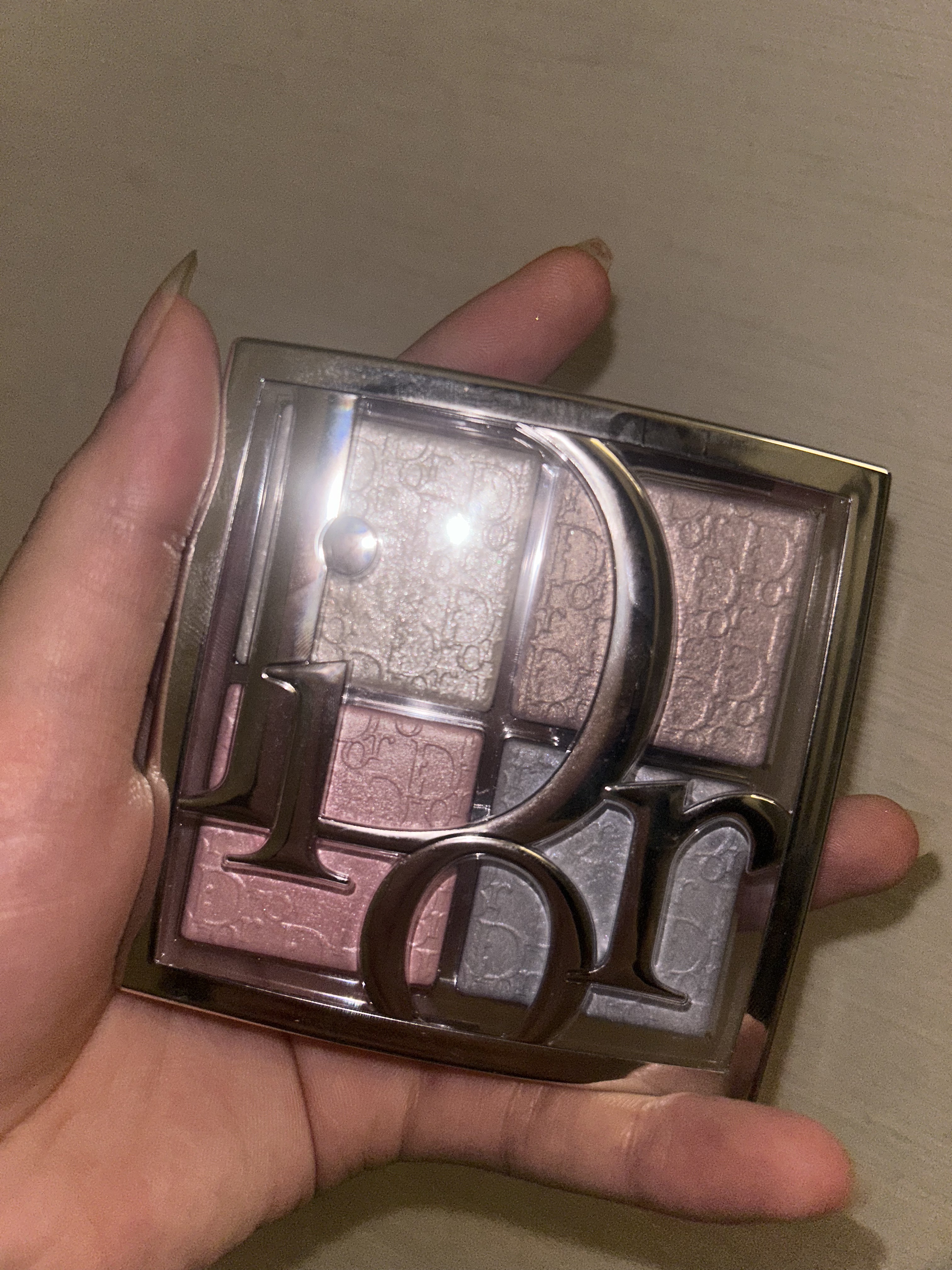 バックステージ グロウ マキシマイザー パレット/Dior/ハイライトを使ったクチコミ（1枚目）