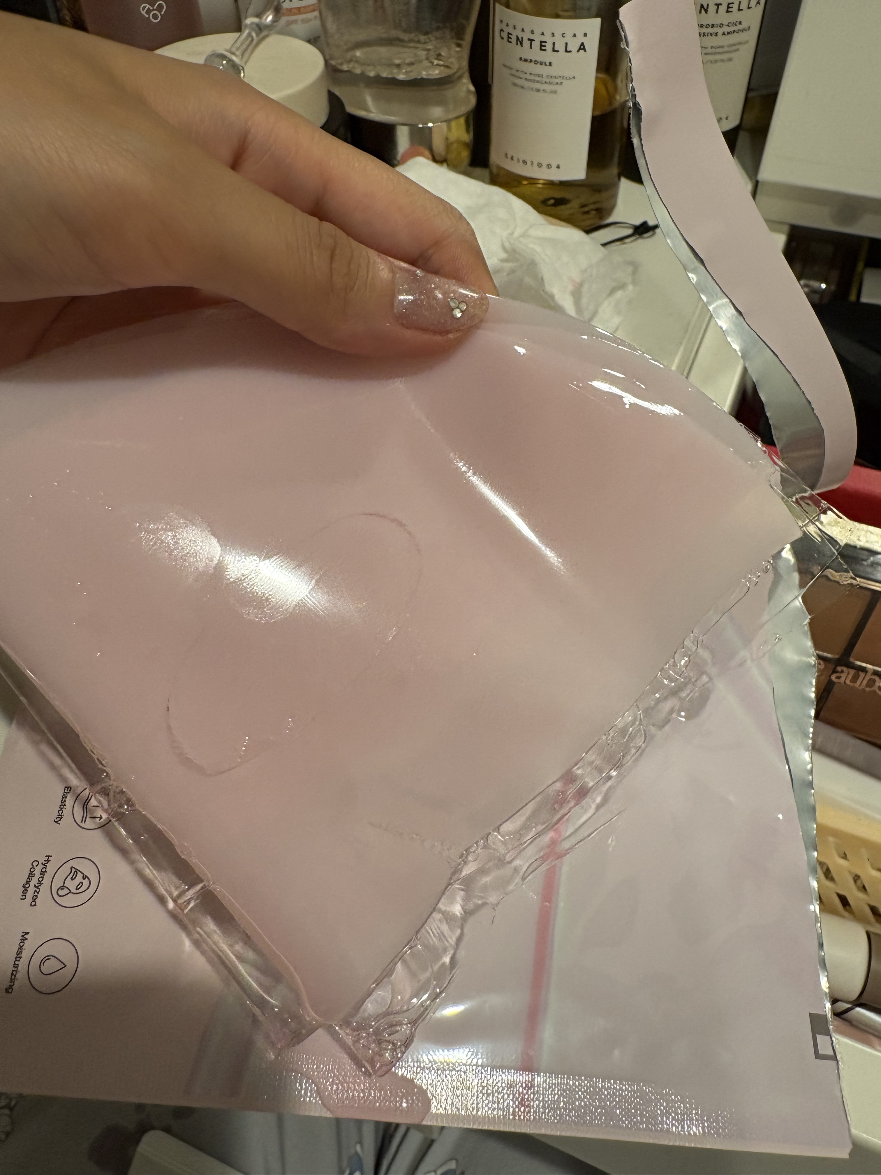 PDRNピンクコラーゲンゲルマスク/MEDICUBE/シートマスク・パックを使ったクチコミ（2枚目）