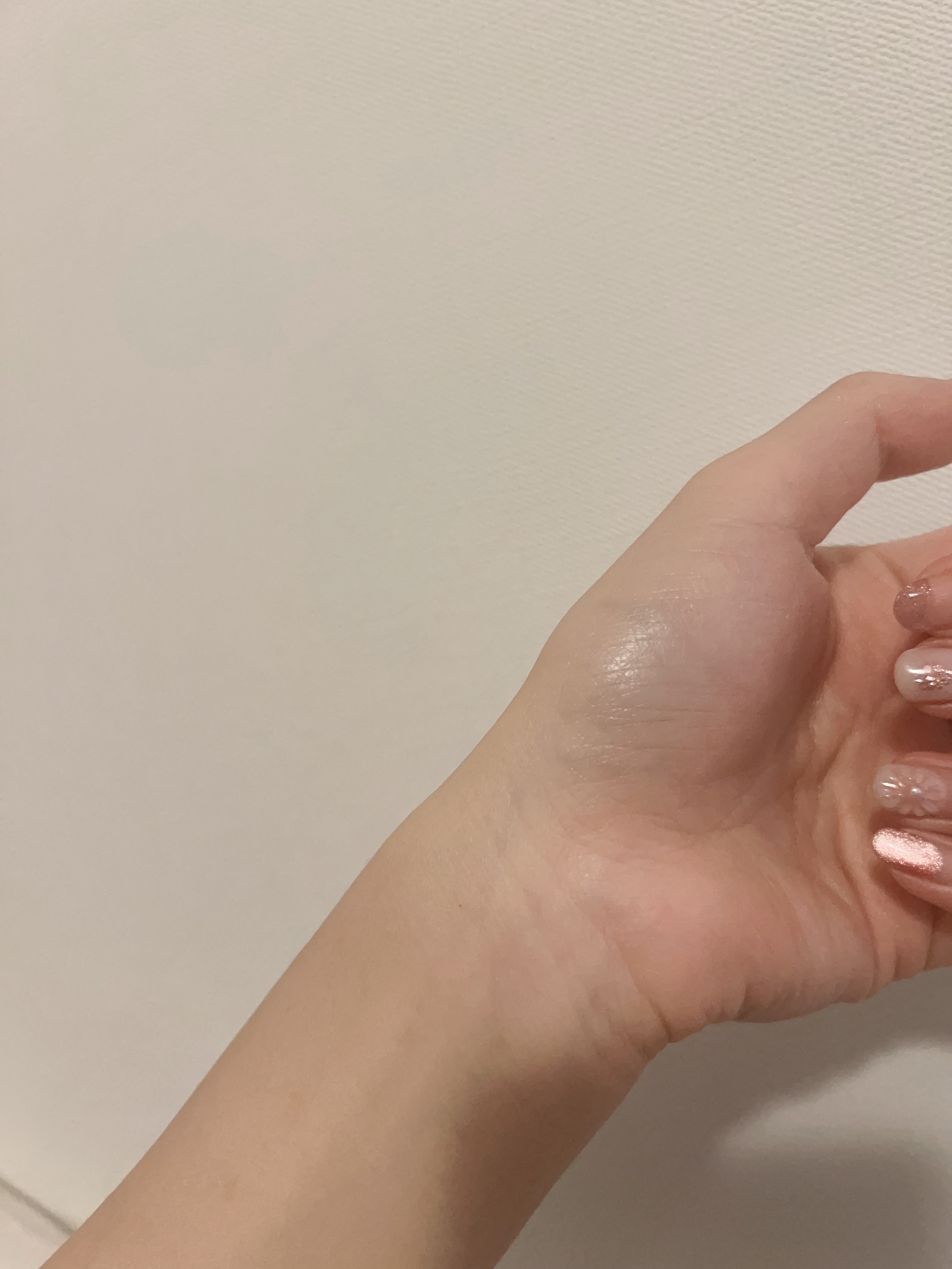 ミネラルアイバームⅡ シャンパンアイボリー/エトヴォス/ジェル・クリームアイシャドウを使ったクチコミ（2枚目）