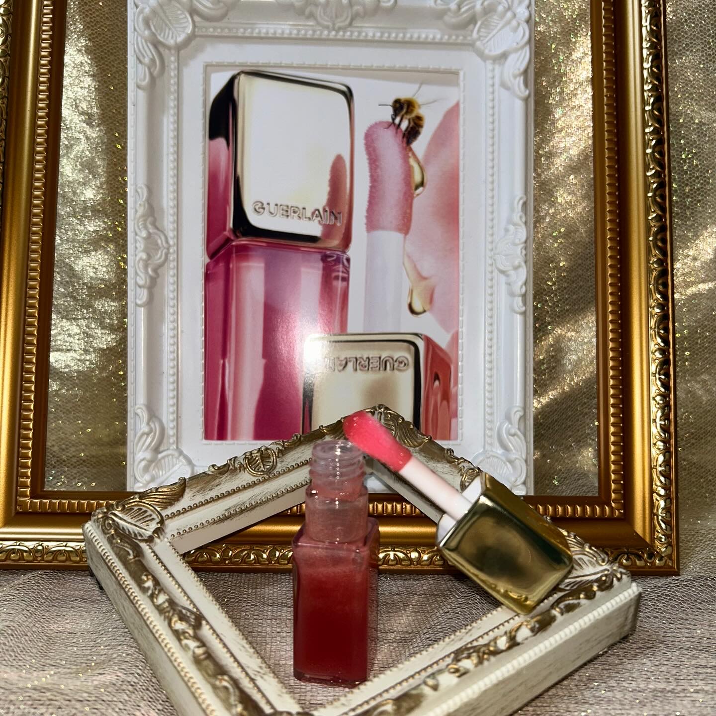 この投稿は#LIPS企画モニター_ゲラン
としての投稿です。

【リップオイル】

GUERLAIN(ゲラン)
キスキスビーグロウオイル
309 HONEY GROW
9.5ml 4,950円

フレンチハニーの恵みを凝