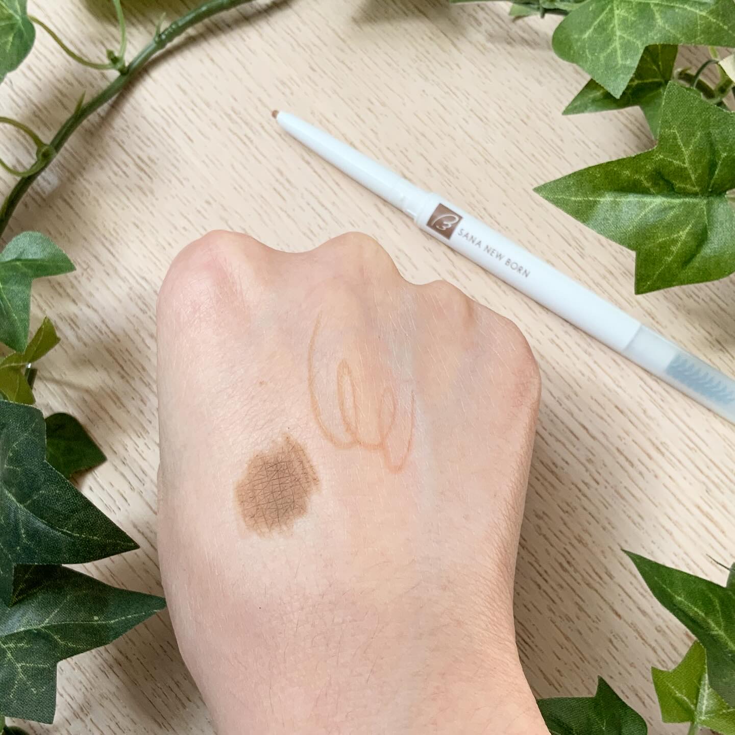 サナ ニューボーン イージーアイブロウ/サナ ニューボーン/アイブロウペンシルを使ったクチコミ（2枚目）