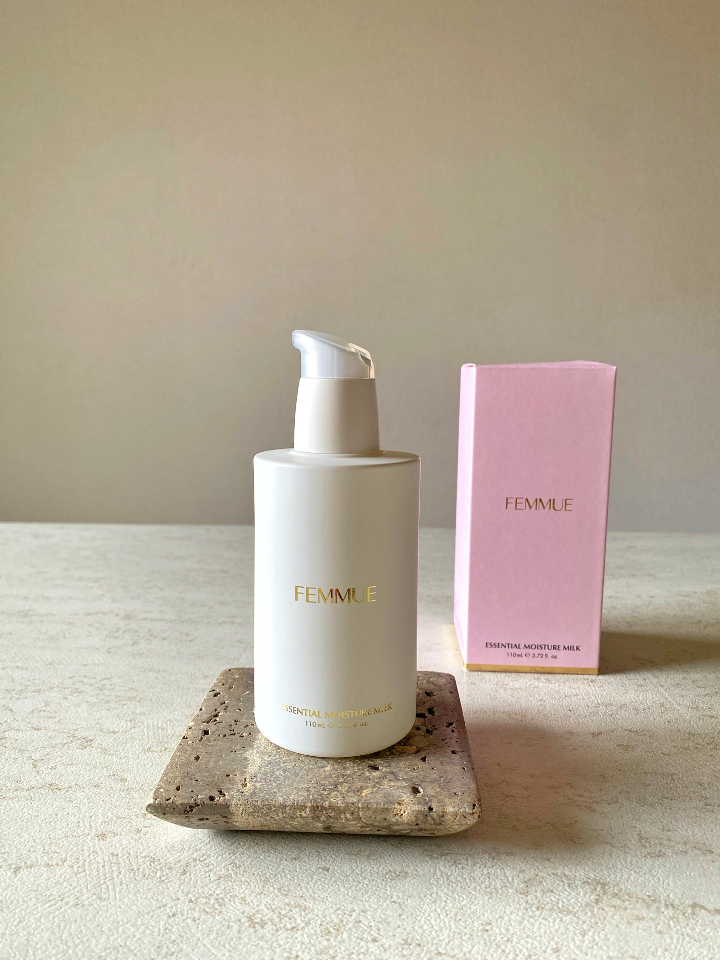 エッセンシャル モイスチャーミルク/FEMMUE/乳液を使ったクチコミ(2枚目)