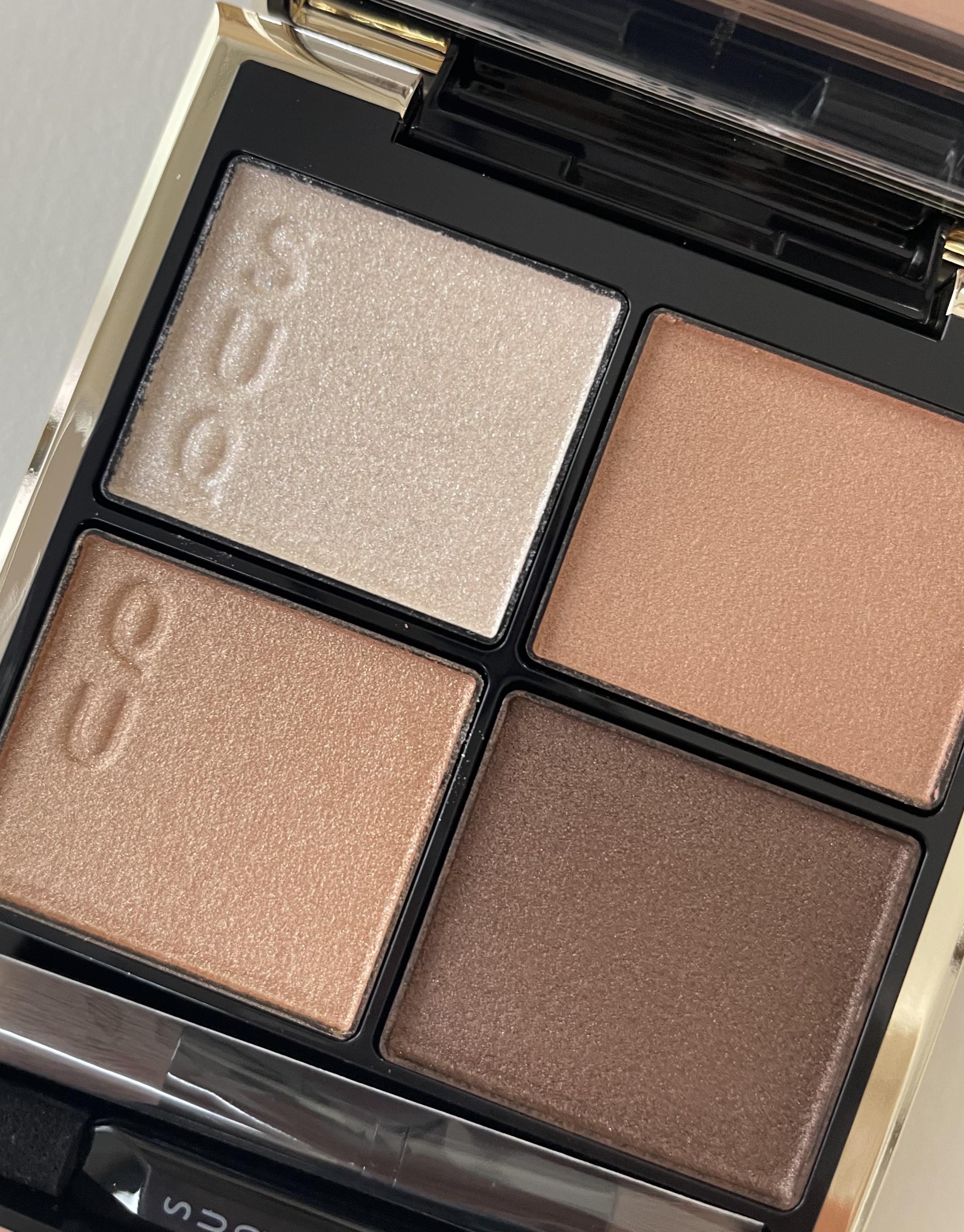 シグニチャー カラー アイズ/SUQQU/アイシャドウパレットを使ったクチコミ（2枚目）