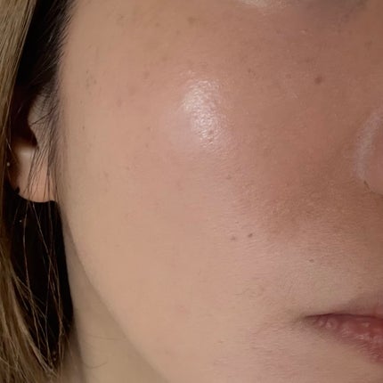 wakemake シームレスウェアクッションのクチコミ「コンシーラーもウェイクメイクを使ってて
クッションファンデもつかった感じは
塗り心地はかるいけ.....」(1枚目)