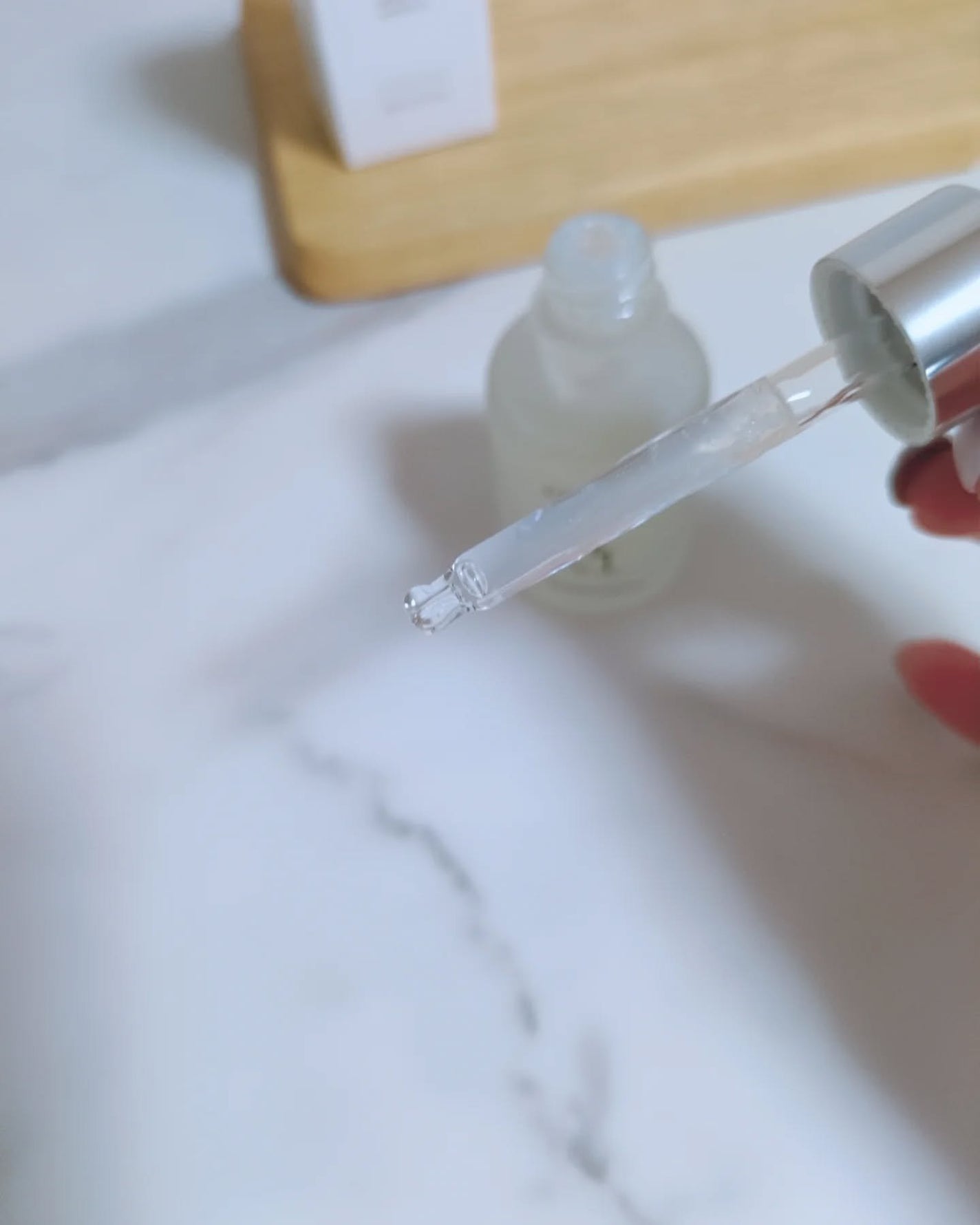 みぃ on LIPS 「シックスキン6in1ブースターアンプル@kobeeon.jp,..」(3枚目)