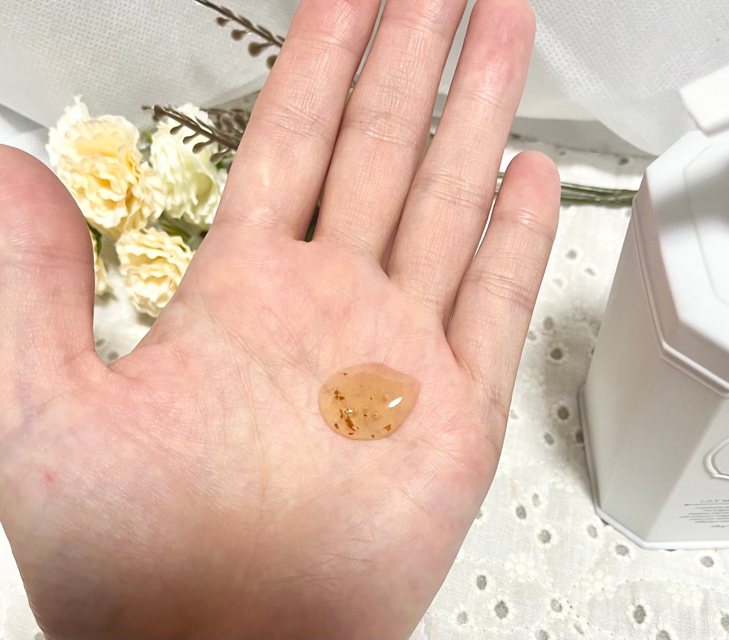 パフュームボディソープ リリィムスクホワイトティー/TEABLESS/ボディソープを使ったクチコミ(2枚目)