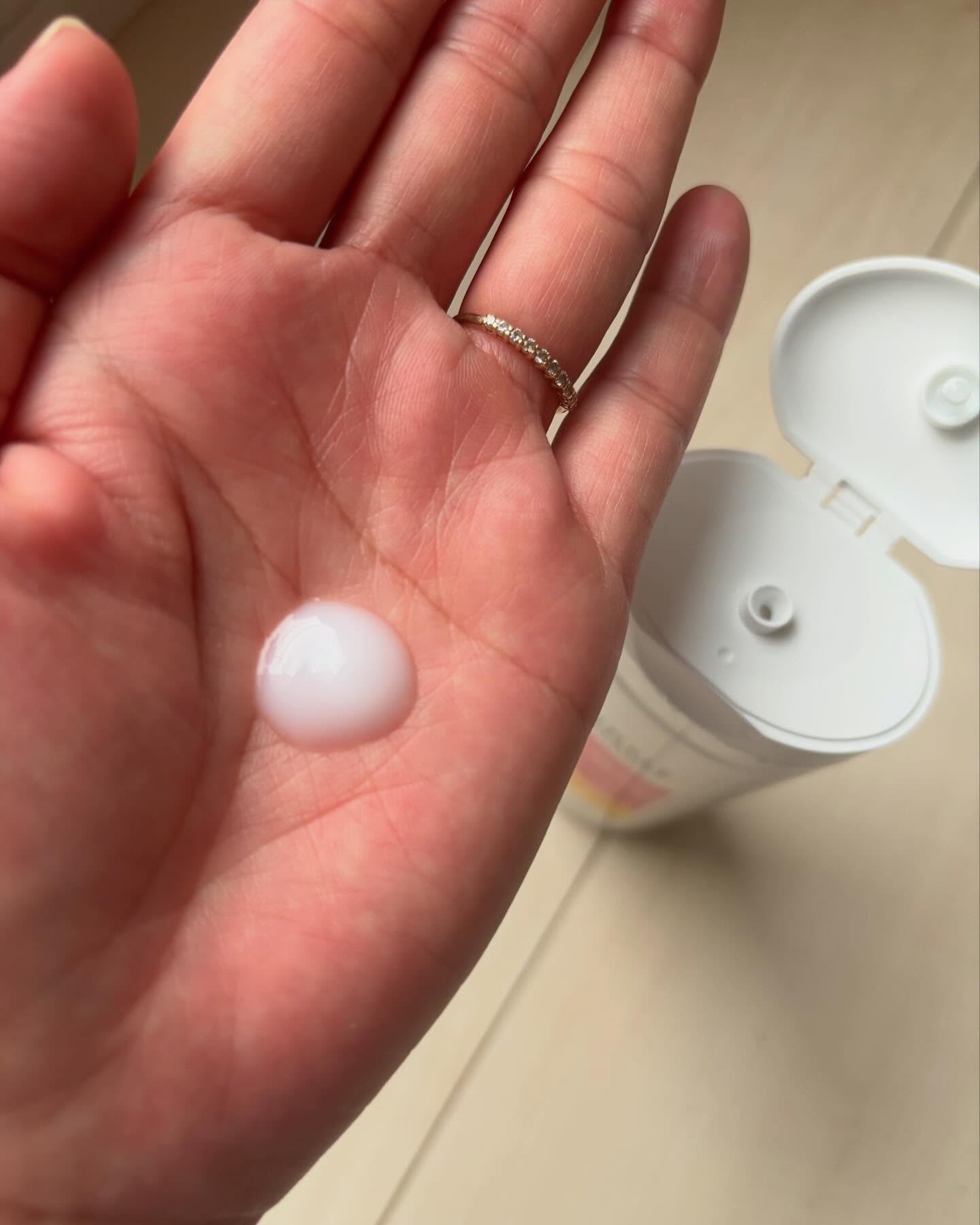 ハリつやローション 本体（220ml）/シンプルバランス/オールインワン化粧品を使ったクチコミ（2枚目）