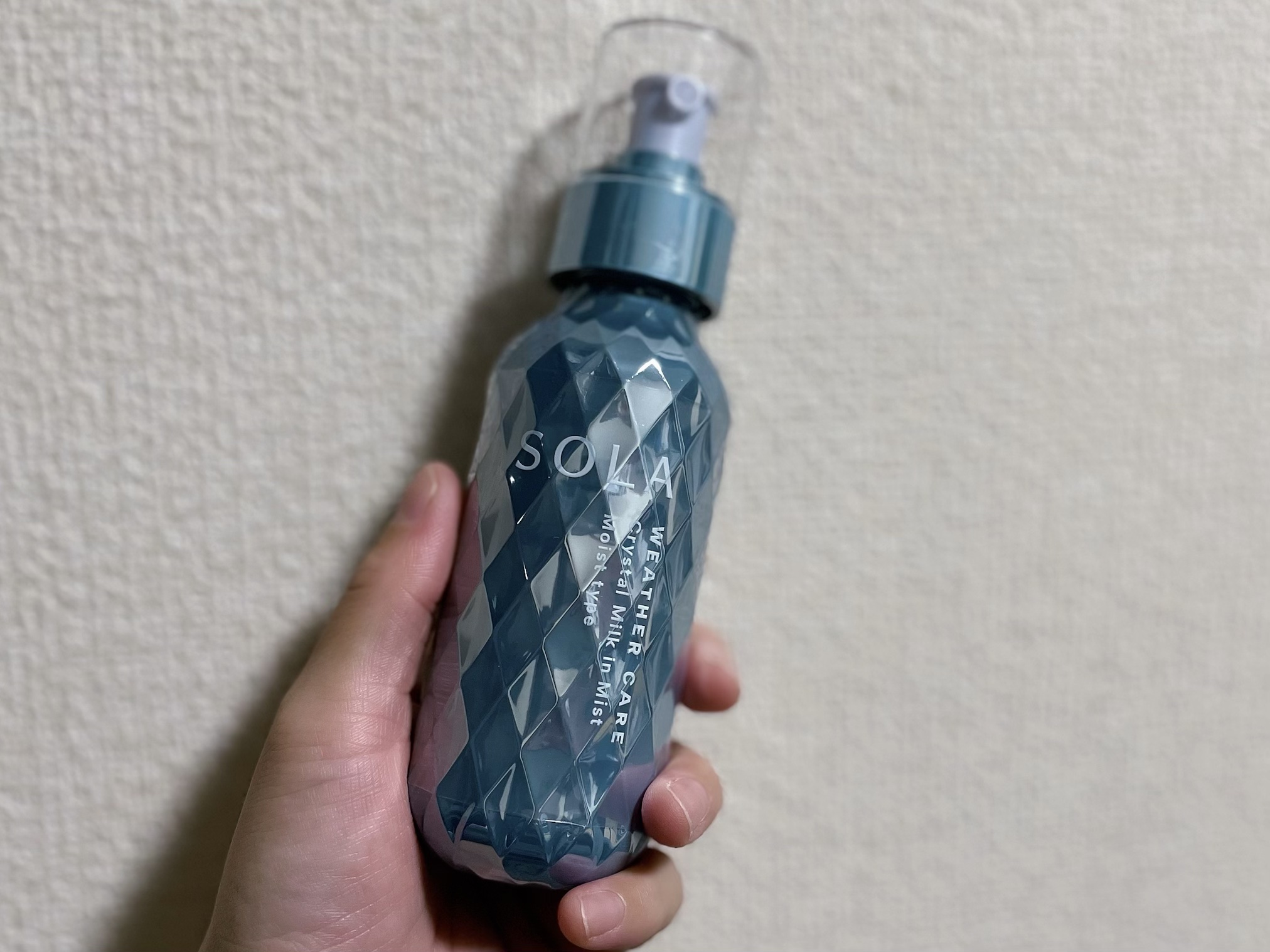 ソラ ウェザーケア クリスタル ヘアミルクインミスト モイストタイプ/SOLA WEATHER CARE/ヘアミストを使ったクチコミ（2枚目）