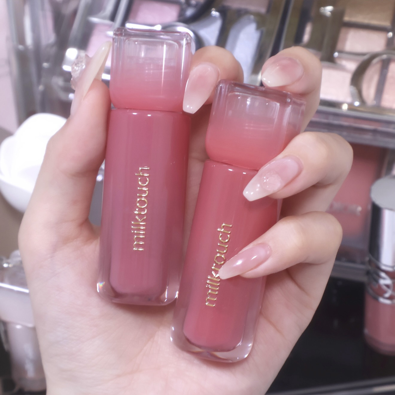 デューステインシアーリップグロス/Milk Touch/リップグロスを使ったクチコミ（2枚目）