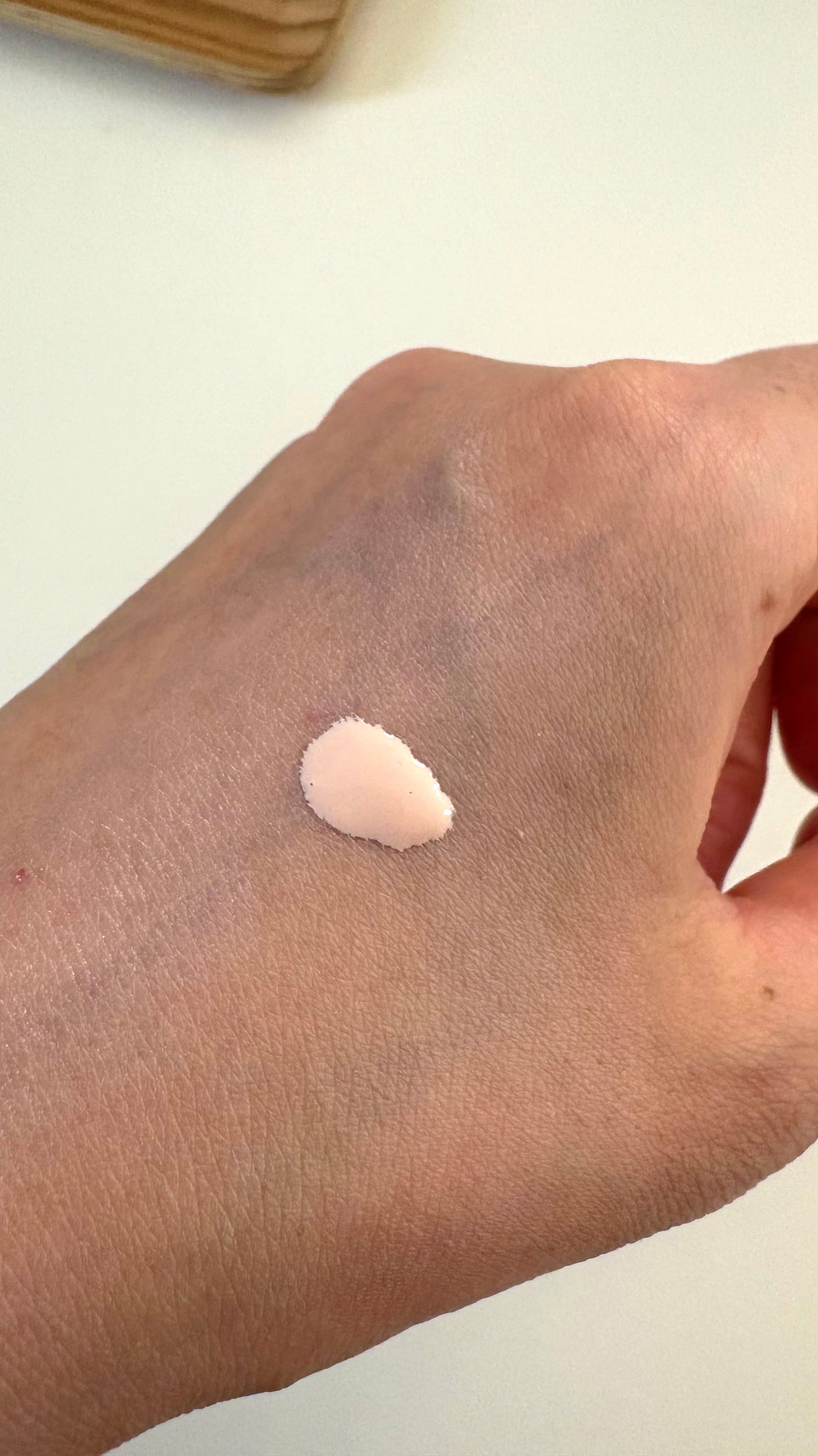 クレ・ド・ポー ボーテ ヴォワールルミヌ/クレ・ド・ポー ボーテ/化粧下地を使ったクチコミ(3枚目)