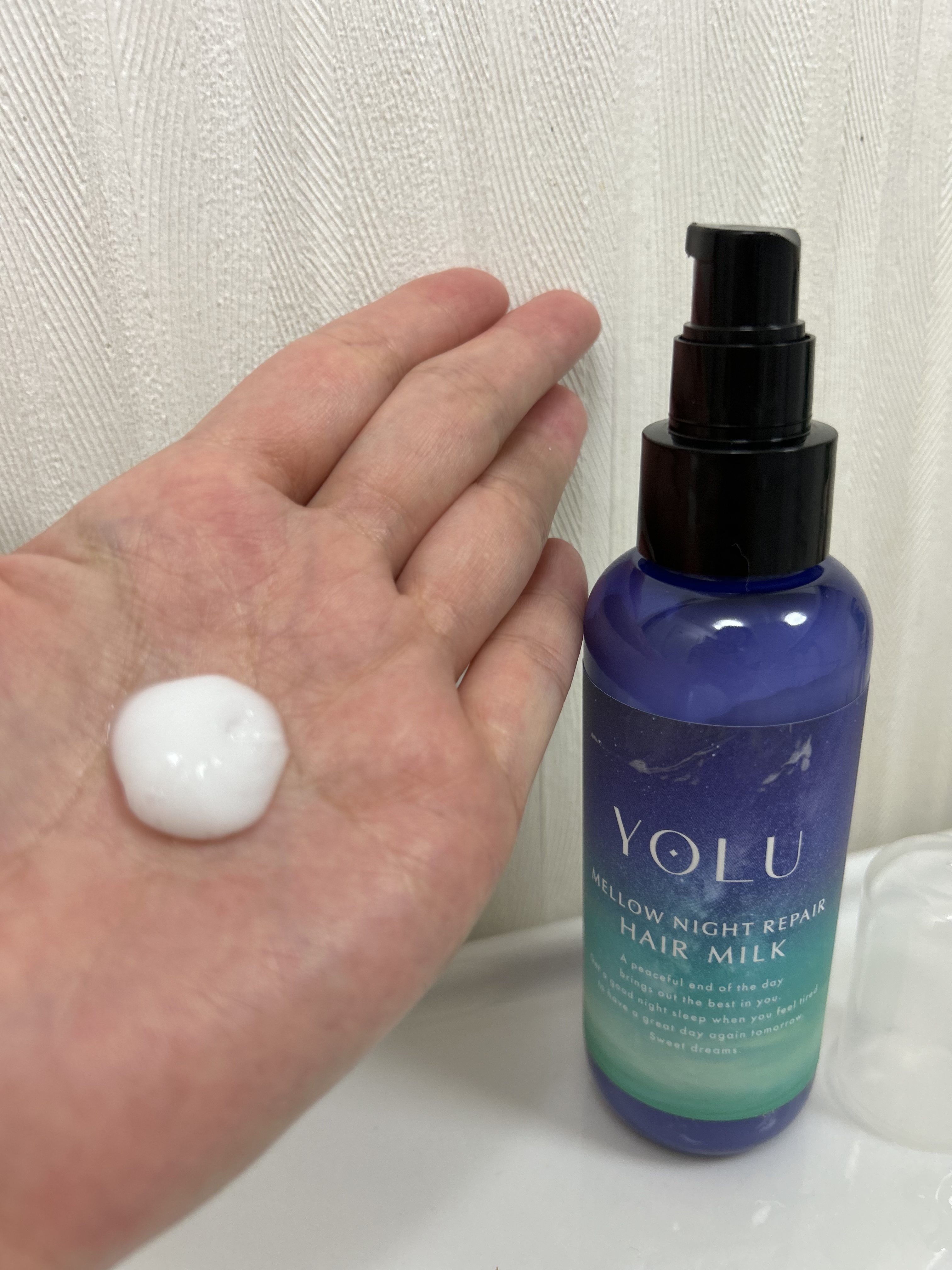 ヨル　メロウナイトリペアヘアミルク 120ml/YOLU/ヘアミルクを使ったクチコミ（2枚目）