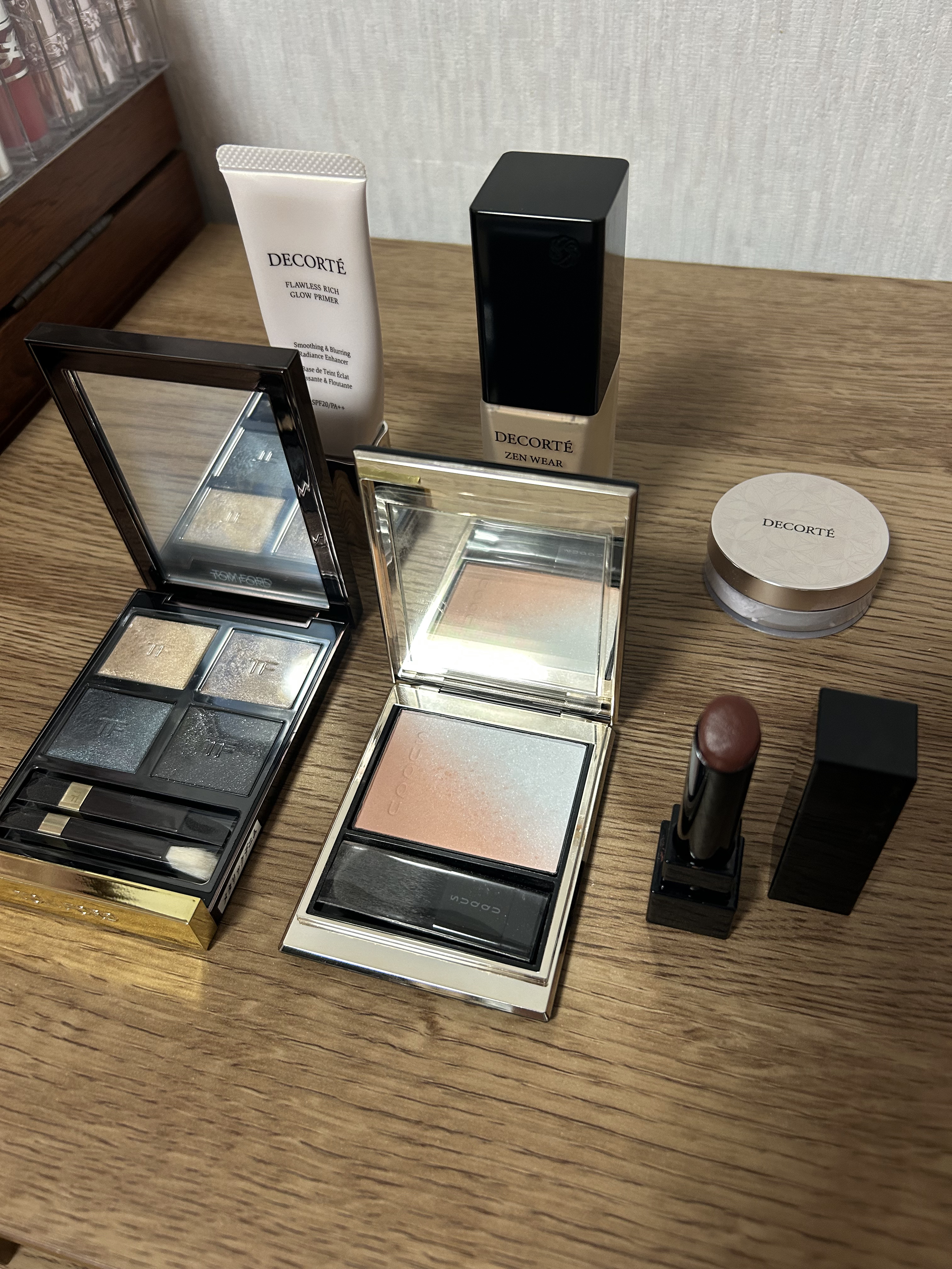 フローレススキン グロウライザー/DECORTÉ/化粧下地を使ったクチコミ（2枚目）