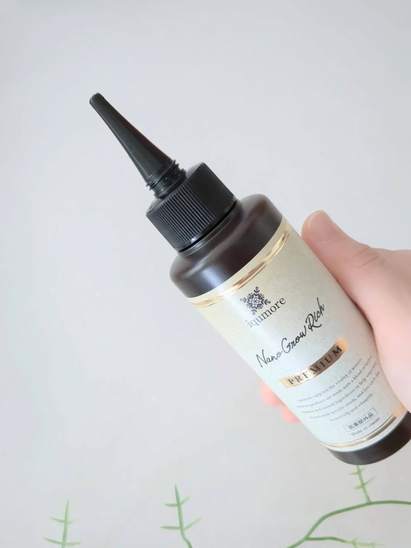 イクモアナノグロウリッチプレミアム/iqumore/頭皮ローションを使ったクチコミ（2枚目）