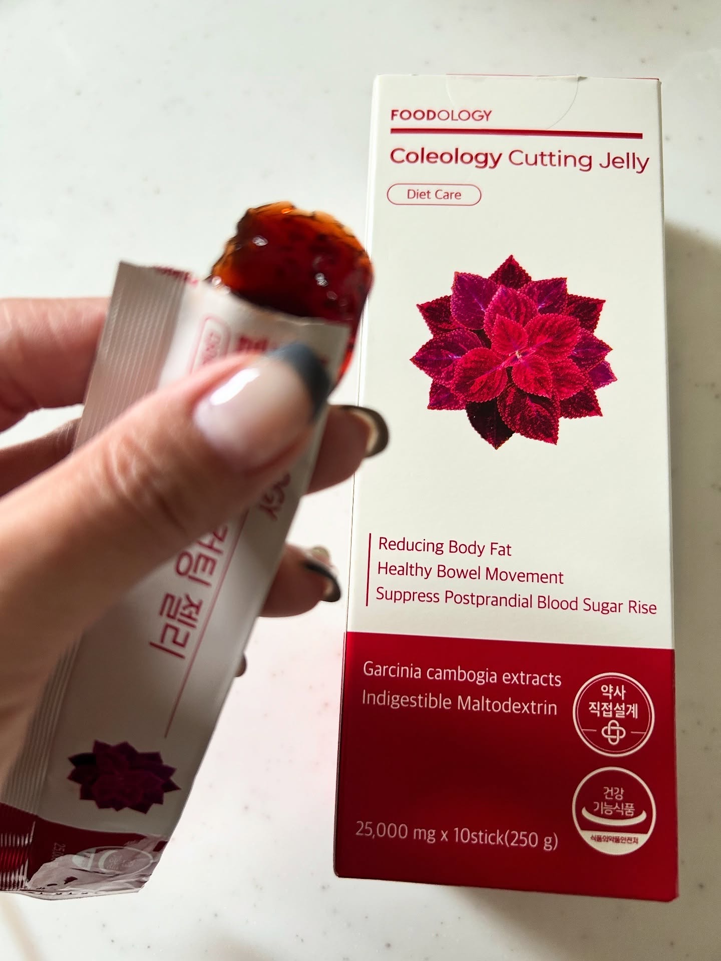 コレオロジーカットゼリー/FOODOLOGY/食品を使ったクチコミ（2枚目）