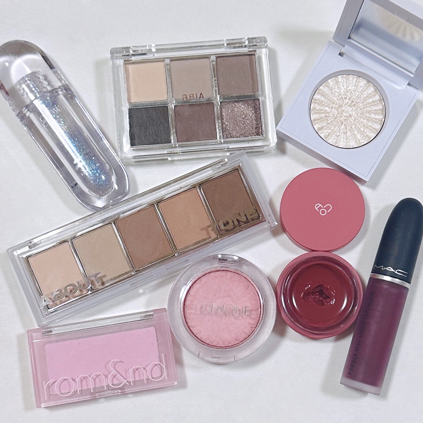 GLOWY TINT BALM/AOU/リップグロスを使ったクチコミ（1枚目）