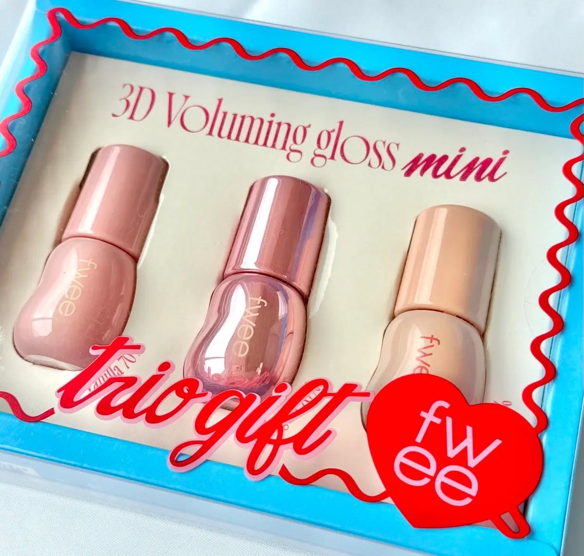 フィー 3Dボリューミンググロス/fwee/リップグロスを使ったクチコミ(4枚目)